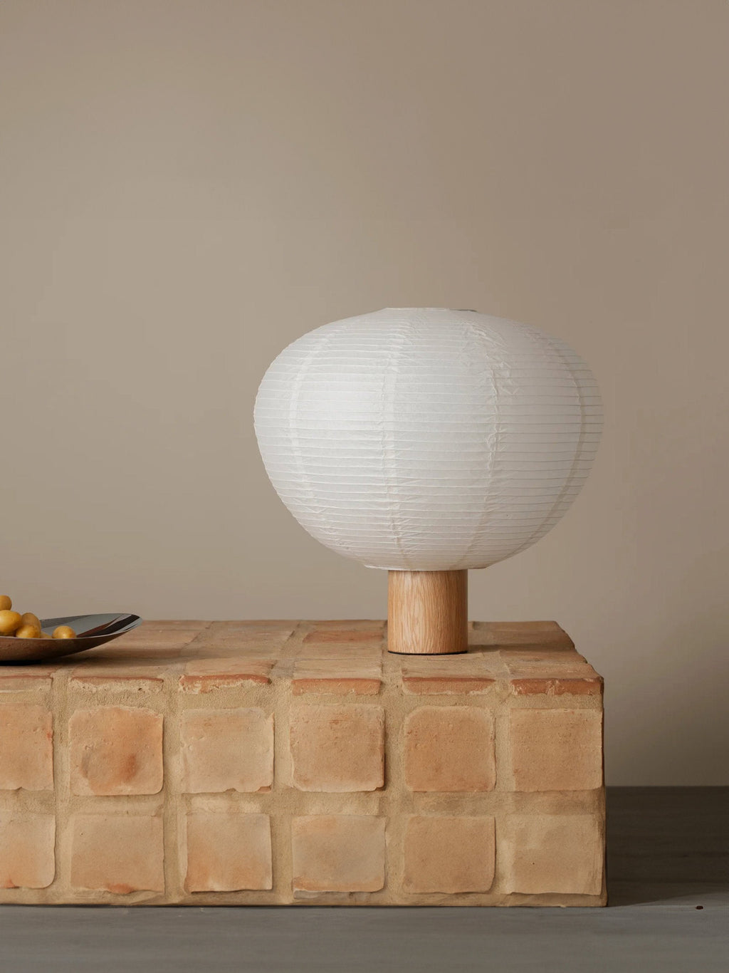 Lampe à poser à intensité variable Faber - Bois de chêne, blanc