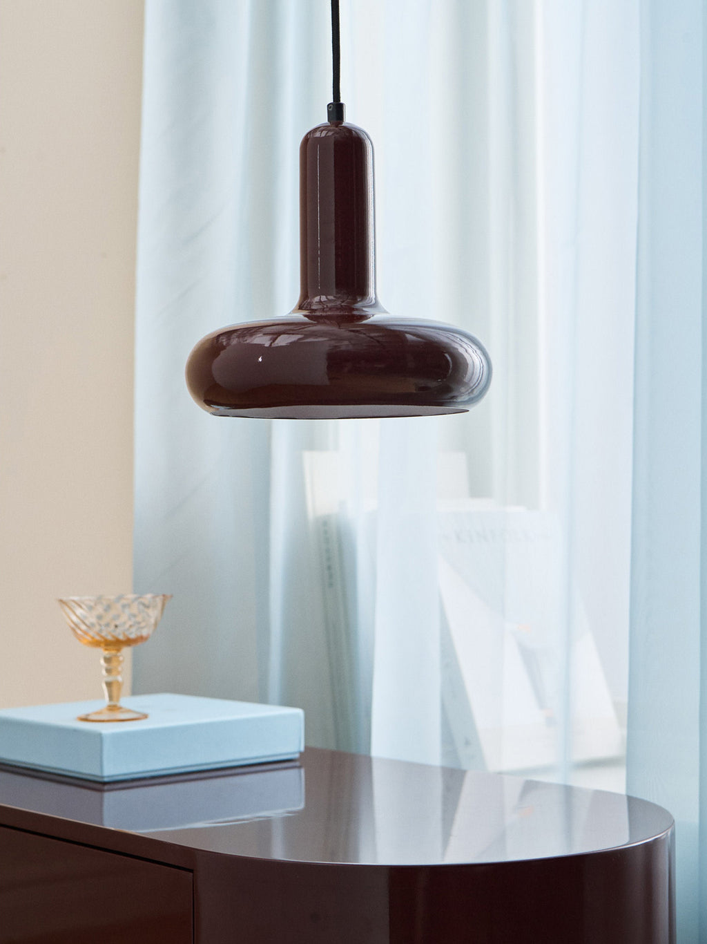 Petite suspension avec prise secteur Morgan - Rouge bordeaux