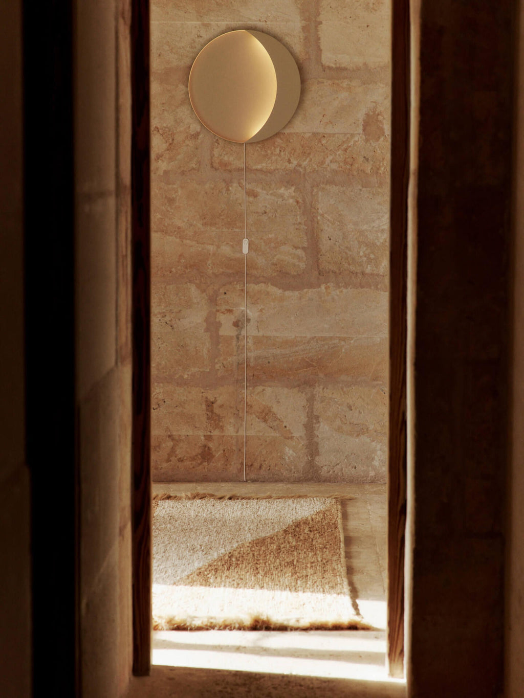 Applique murale LED avec prise secteur Rye, intensité ajustable - Beige