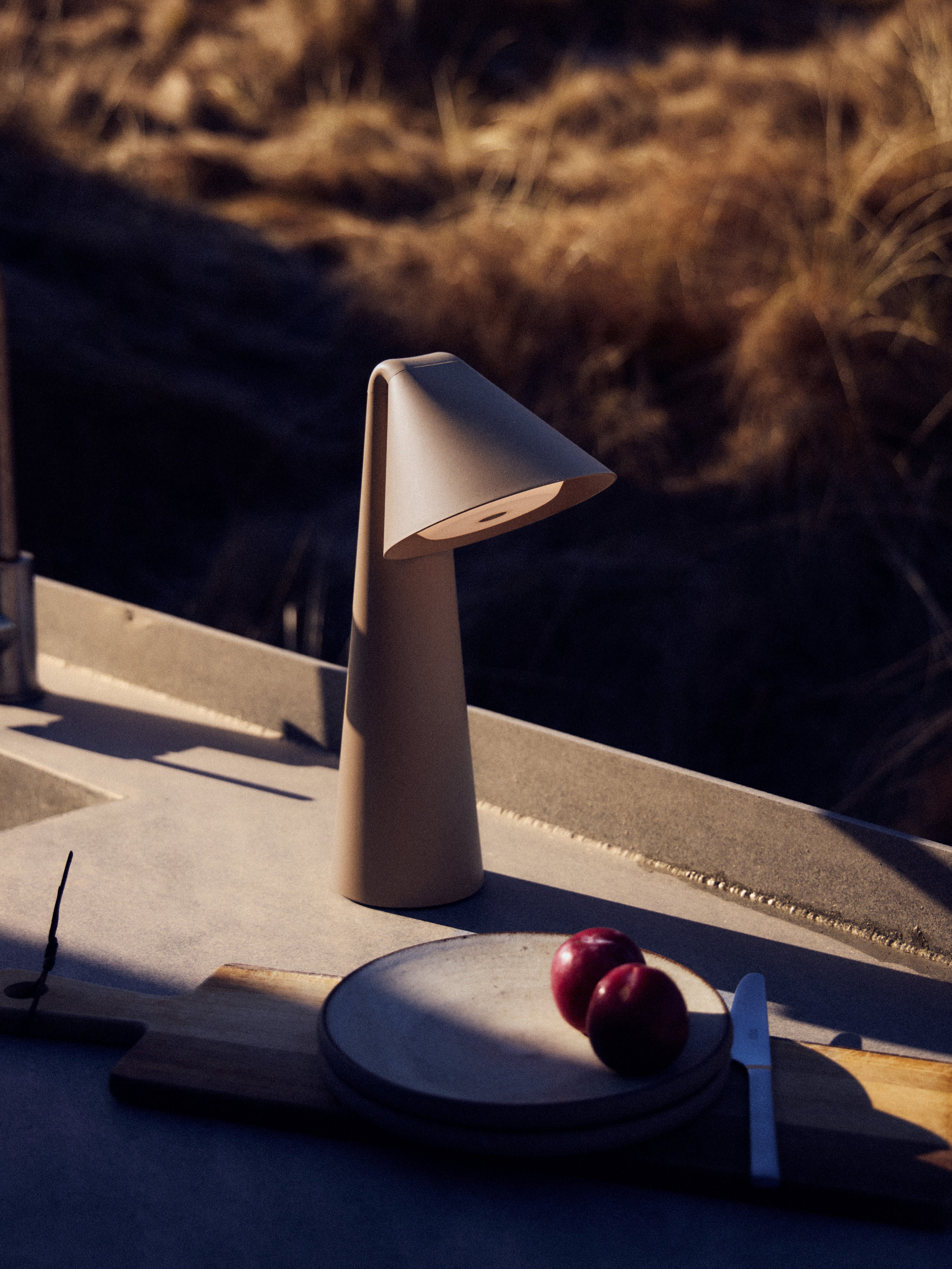 Lampe à poser LED portable Thoralf, intensité ajustable - Vert olive