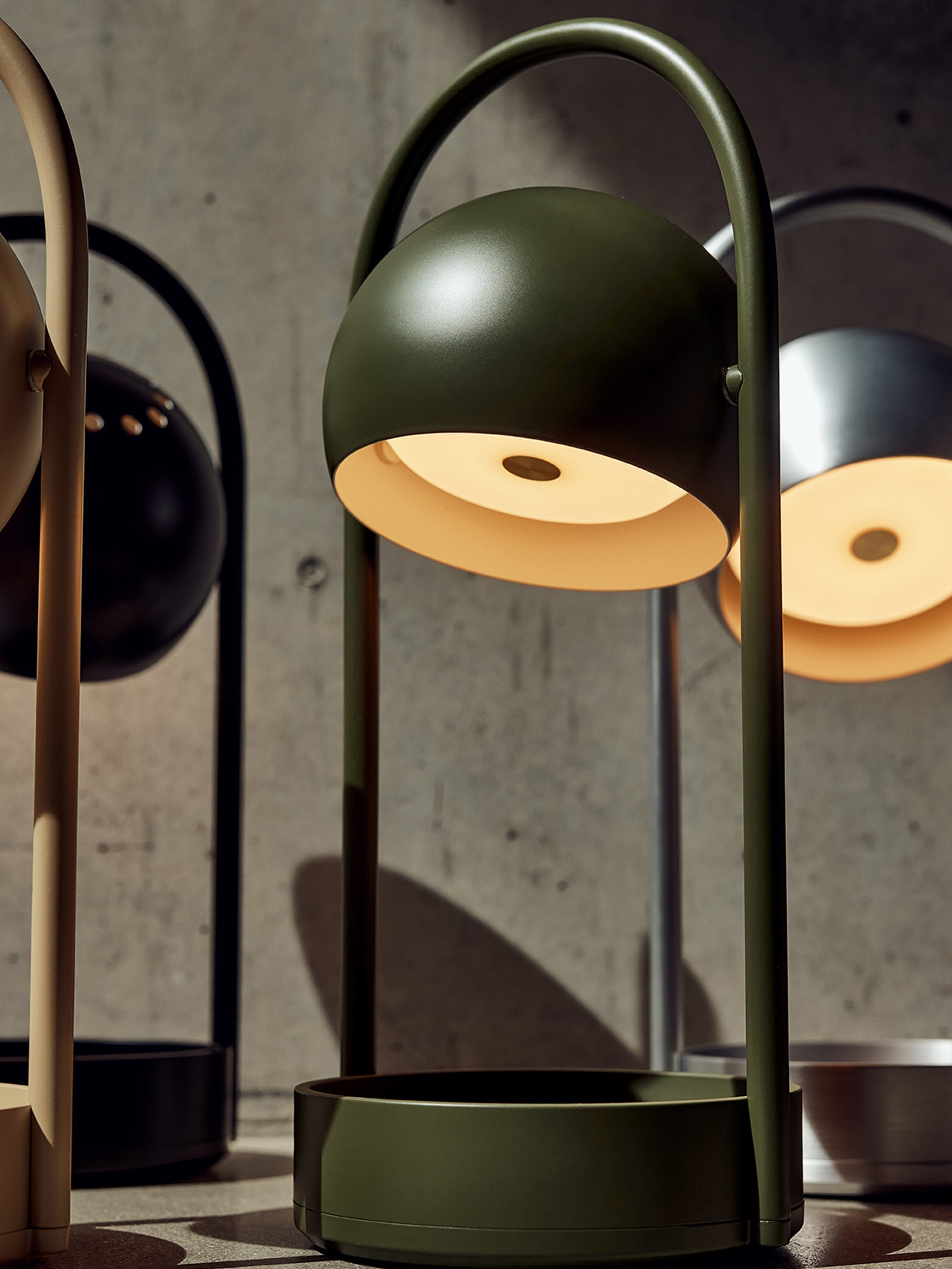 Lampe à poser LED portable Viljar, intensité ajustable - Vert olive
