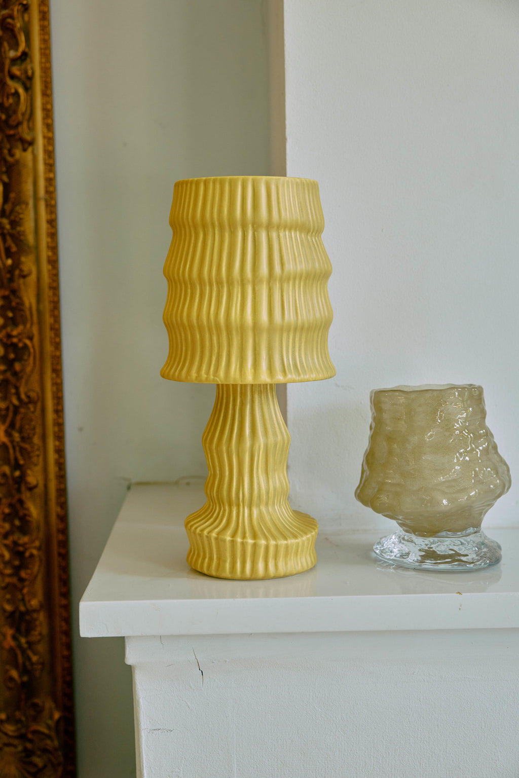 Petite lampe à poser Zeb - Jaune moutarde