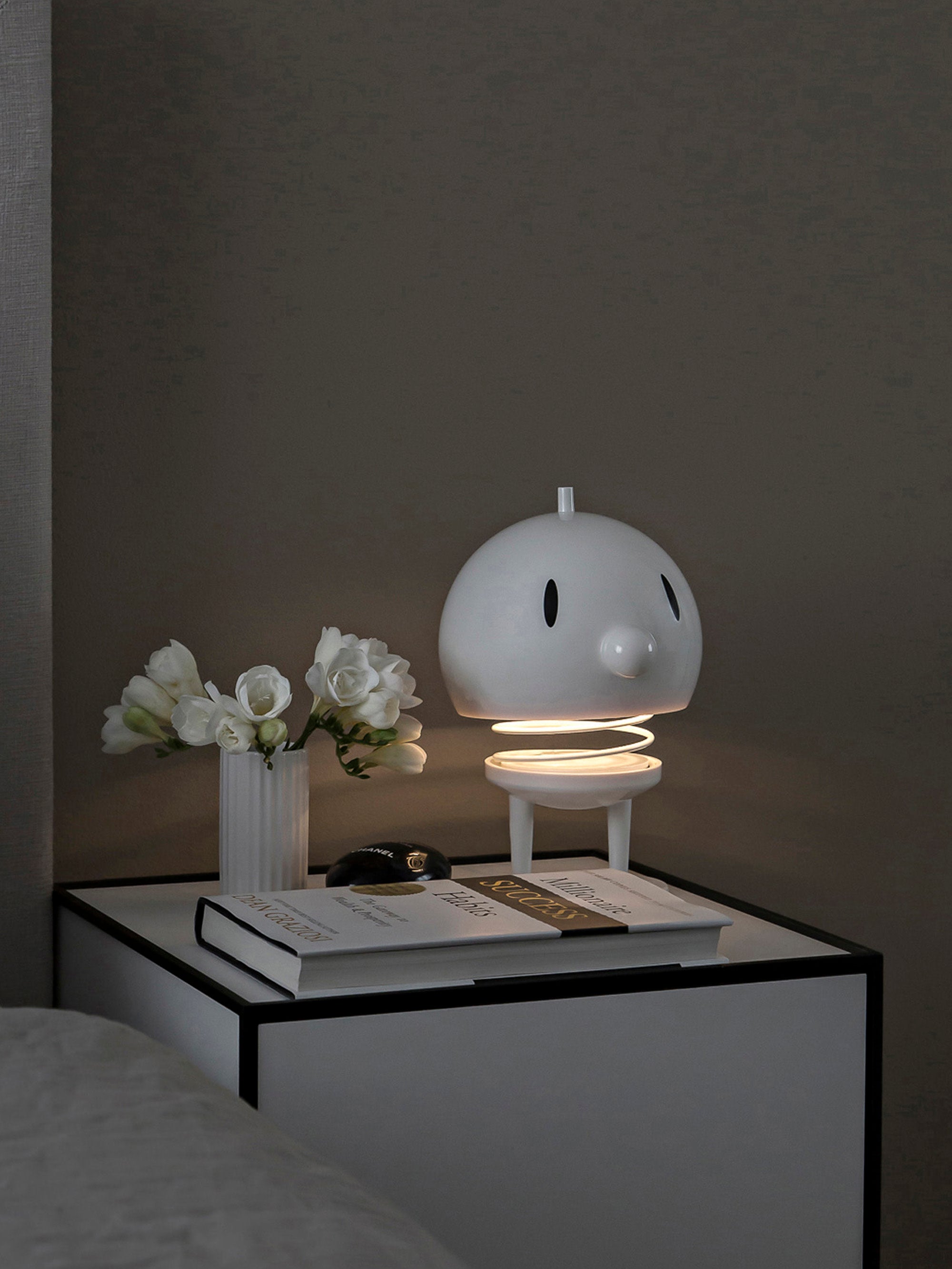 Lampe à poser LED portable Zayne, intensité ajustable - Blanc