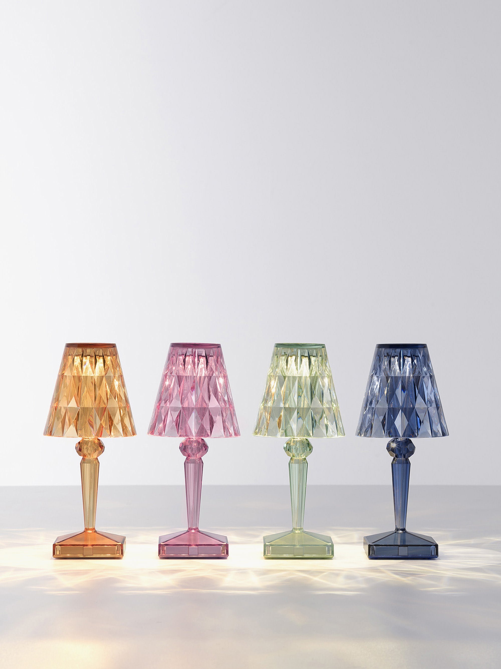 Lampe à poser LED mobile Asen, haut. 30 cm - Vieux rose