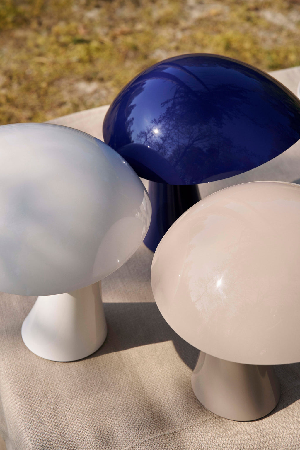 Petite lampe à poser LED portable Pax, intensité ajustable - Blanc