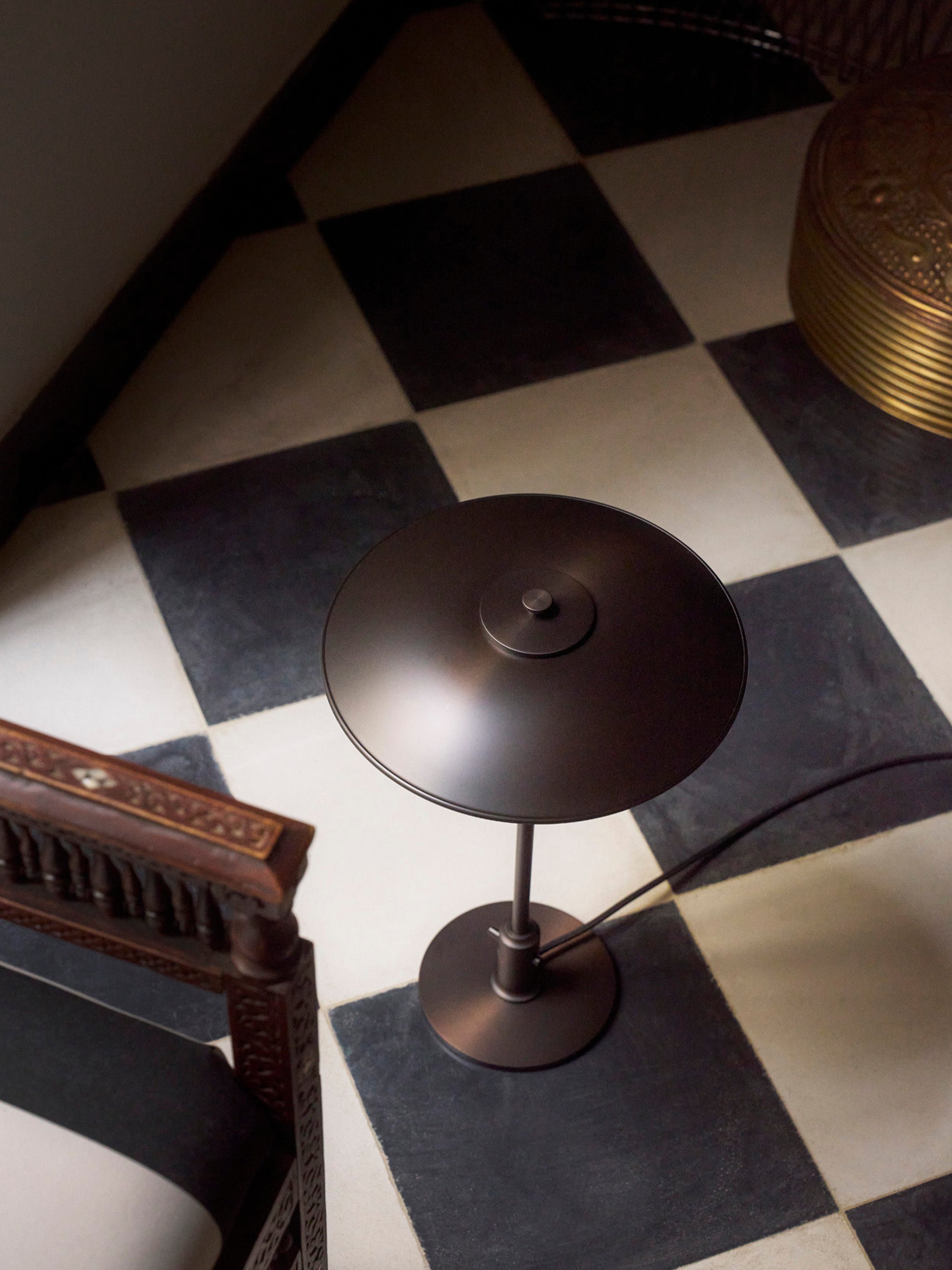 Petite lampe à poser PH 3/2 - Blanc, laiton