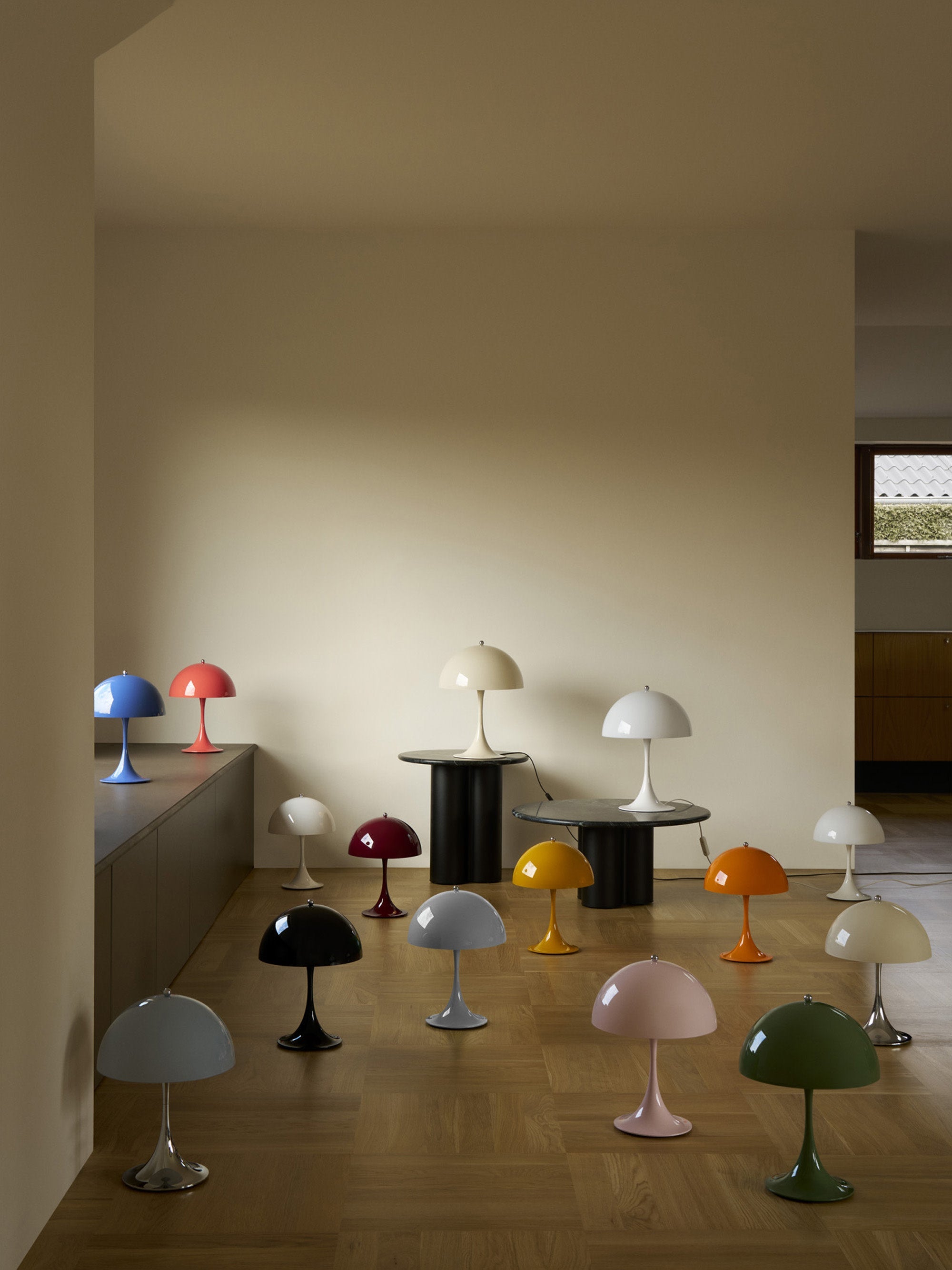 Lampe à poser LED portable à intensité variable Kasper, design Verner Panton - Vert clair