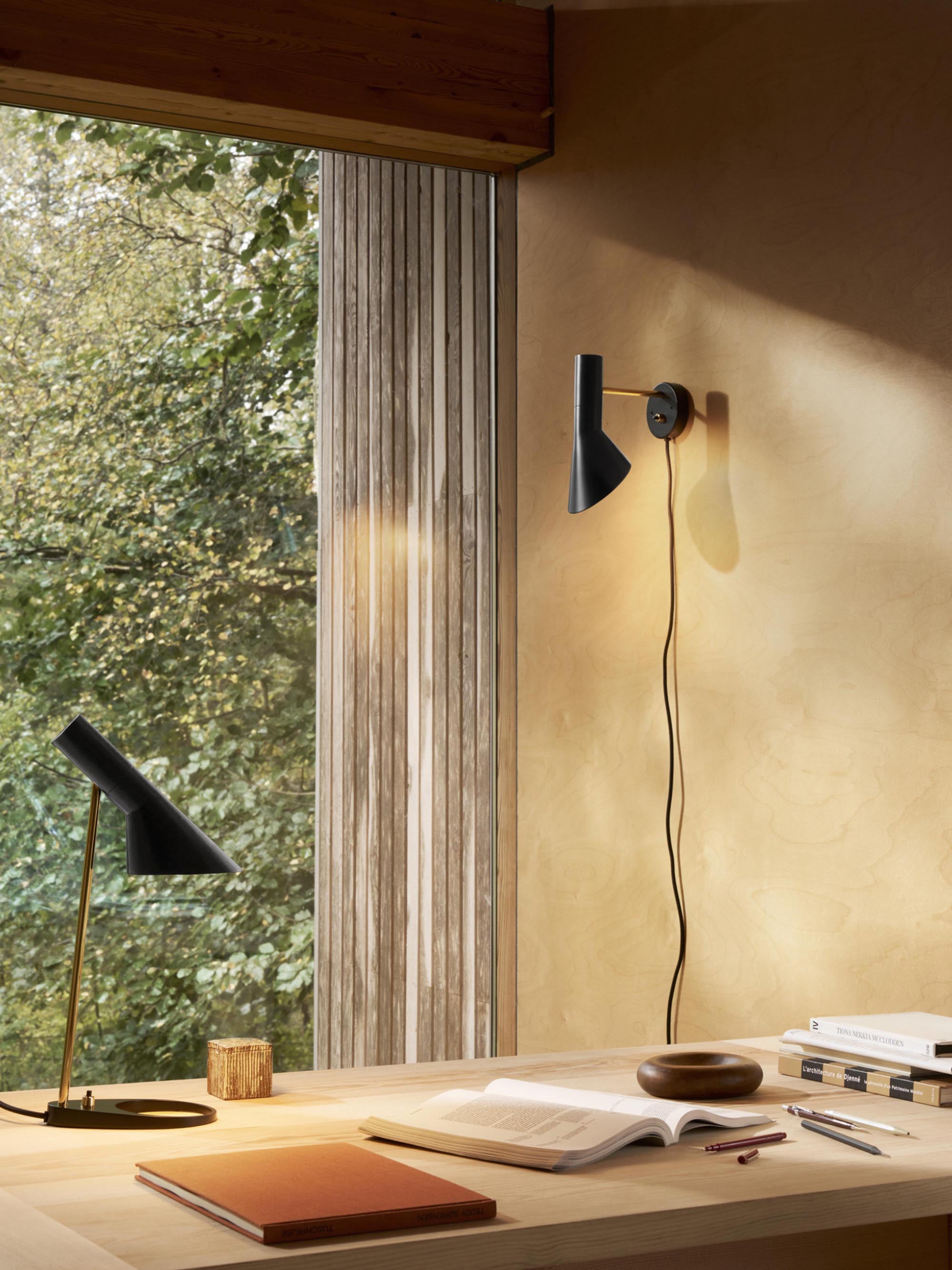 Applique murale à brancher Hannes - Noir, laiton