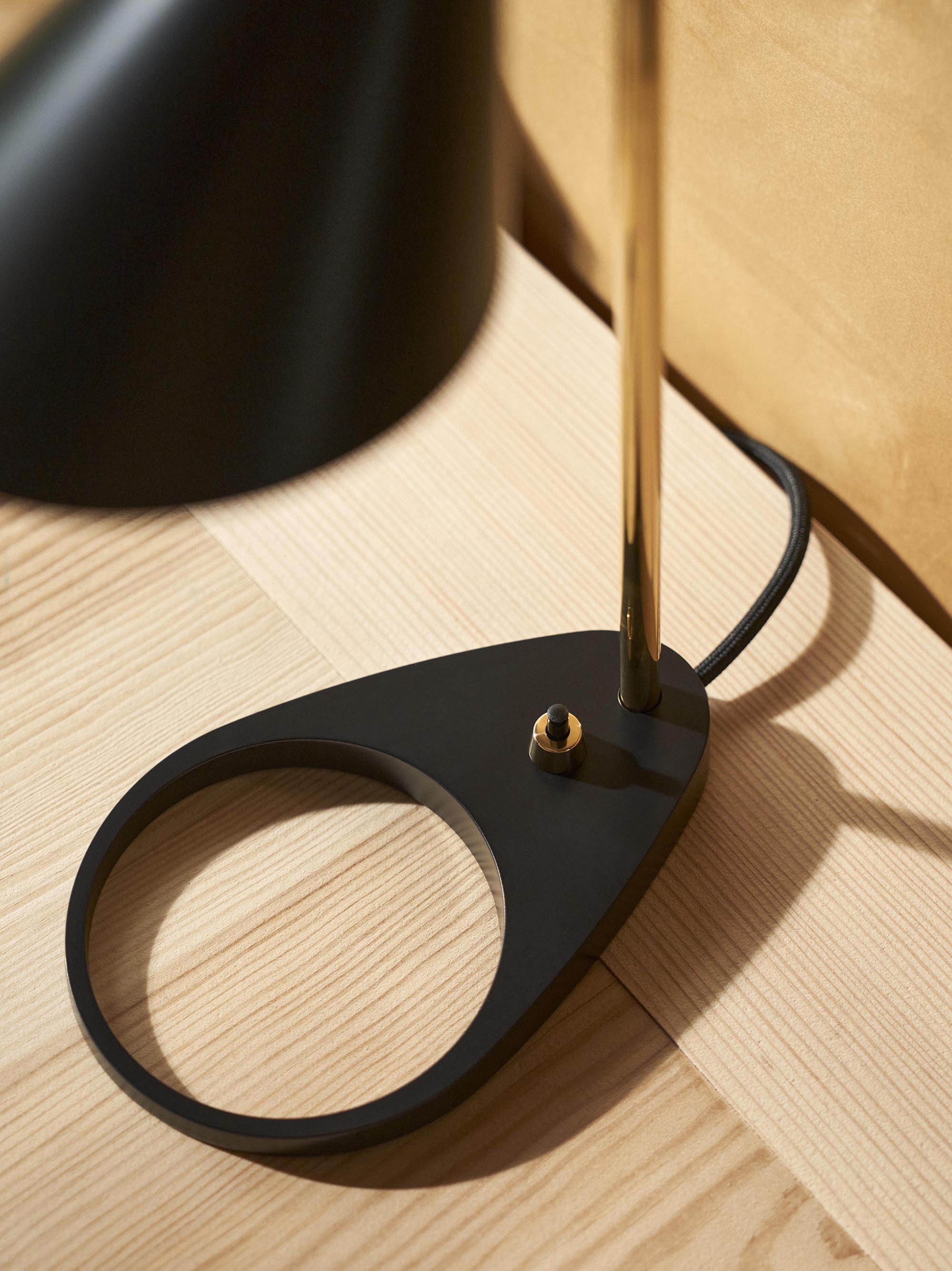 Lampe à poser Hannes - Noir, laiton
