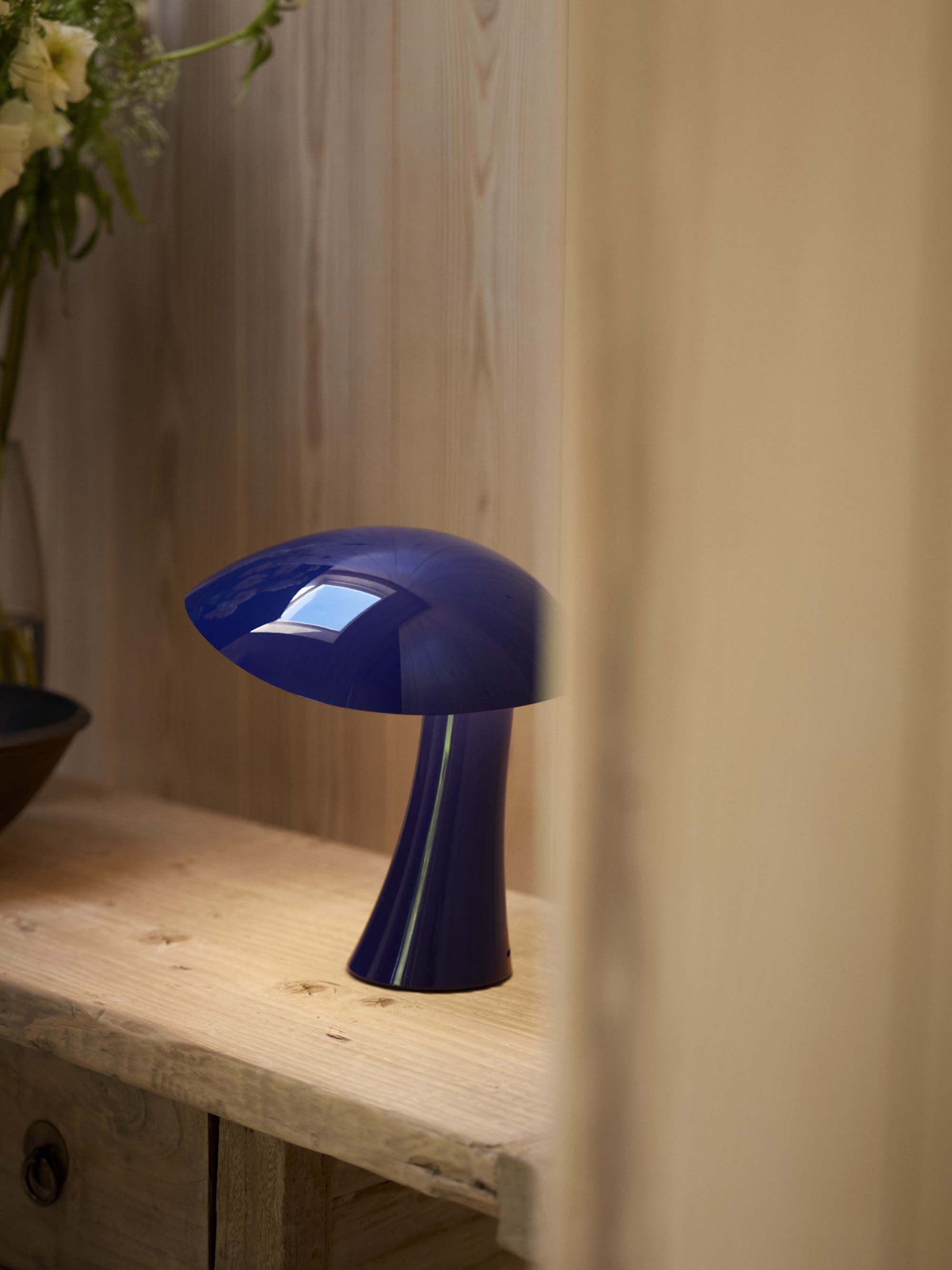 Petite lampe à poser LED portable Pax, intensité ajustable - Bleu foncé, blanc