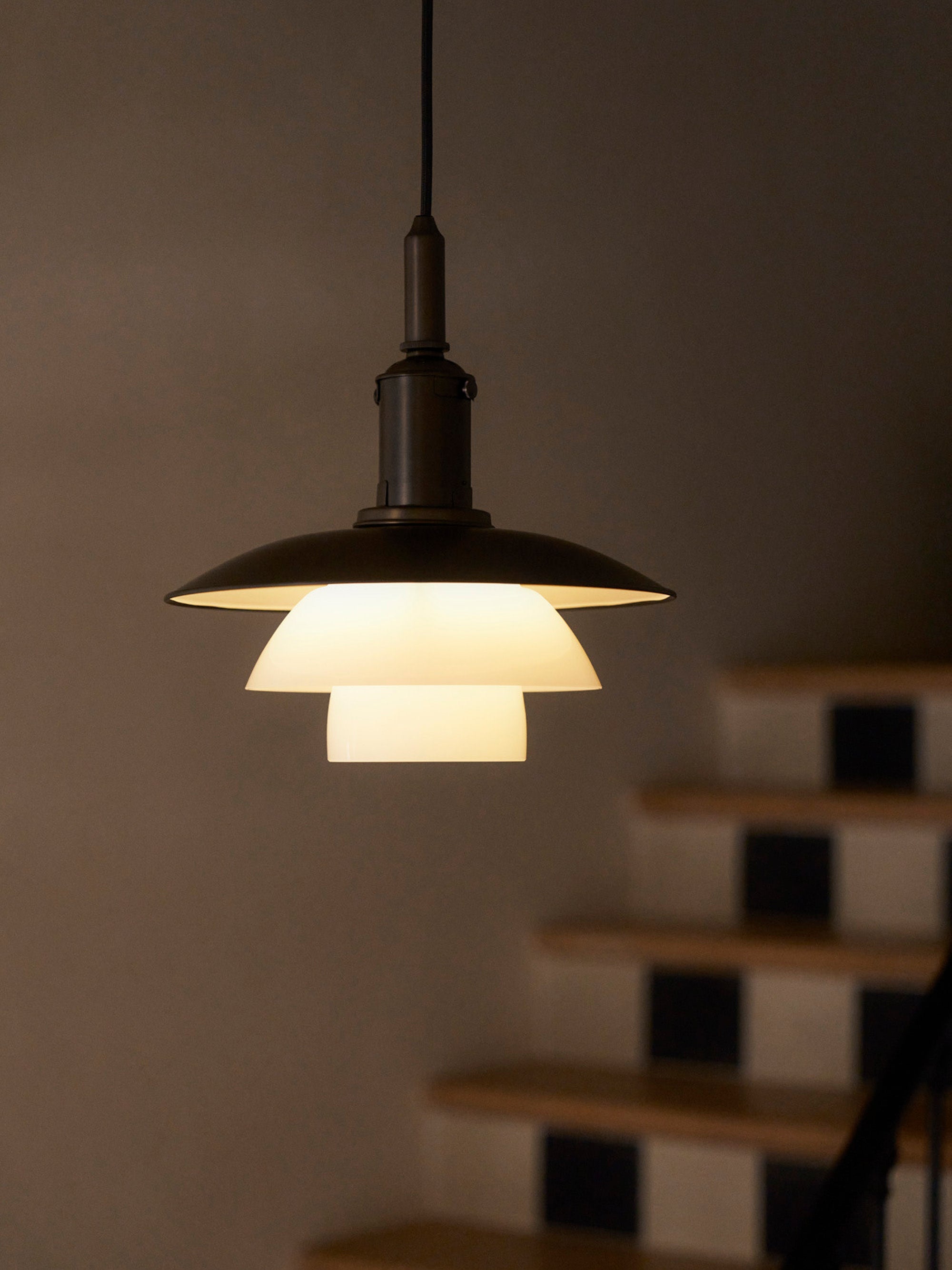 Petite suspension soufflée bouche PH 3/3 - Blanc, laiton