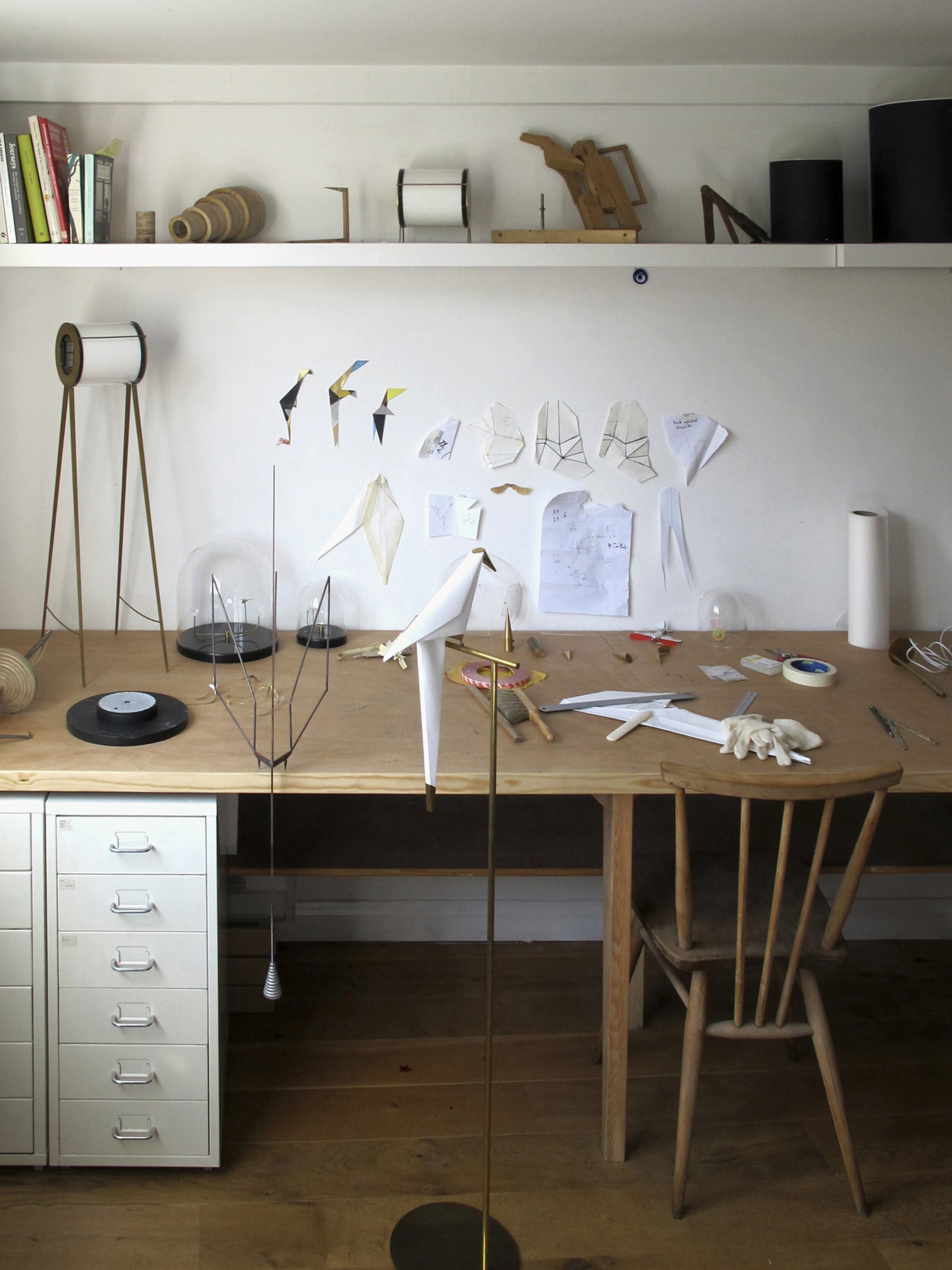 Lampadaire LED Eiko - Blanc, doré