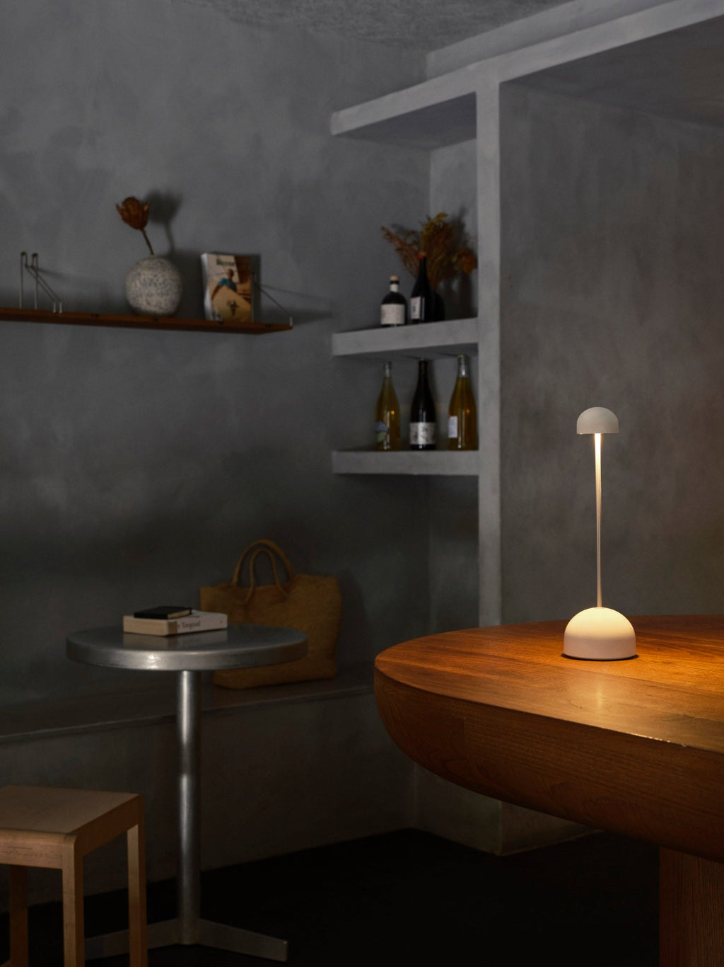 Petite lampe à poser LED Larkin, intensité ajustable - Blanc, argenté