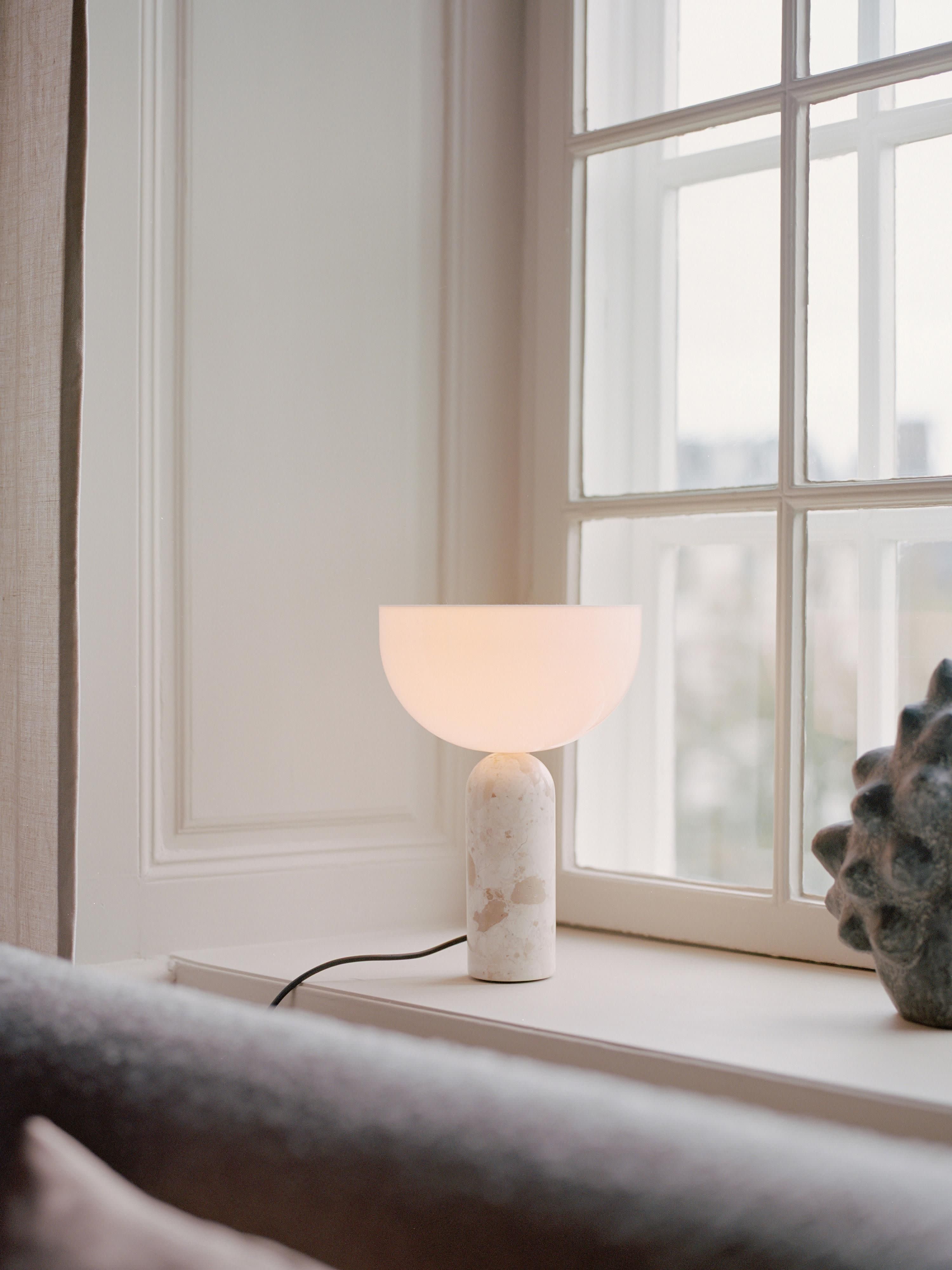 Lampe à poser en marbre Gudvar - Blanc, marbre beige clair