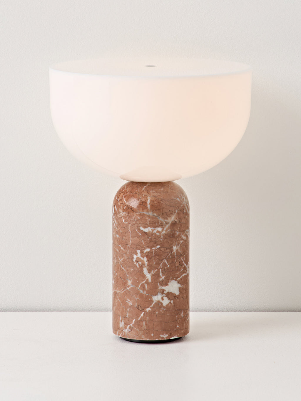 Petite lampe à poser nomade en marbre Gudvar, intensité ajustable - Blanc, marbre terracotta