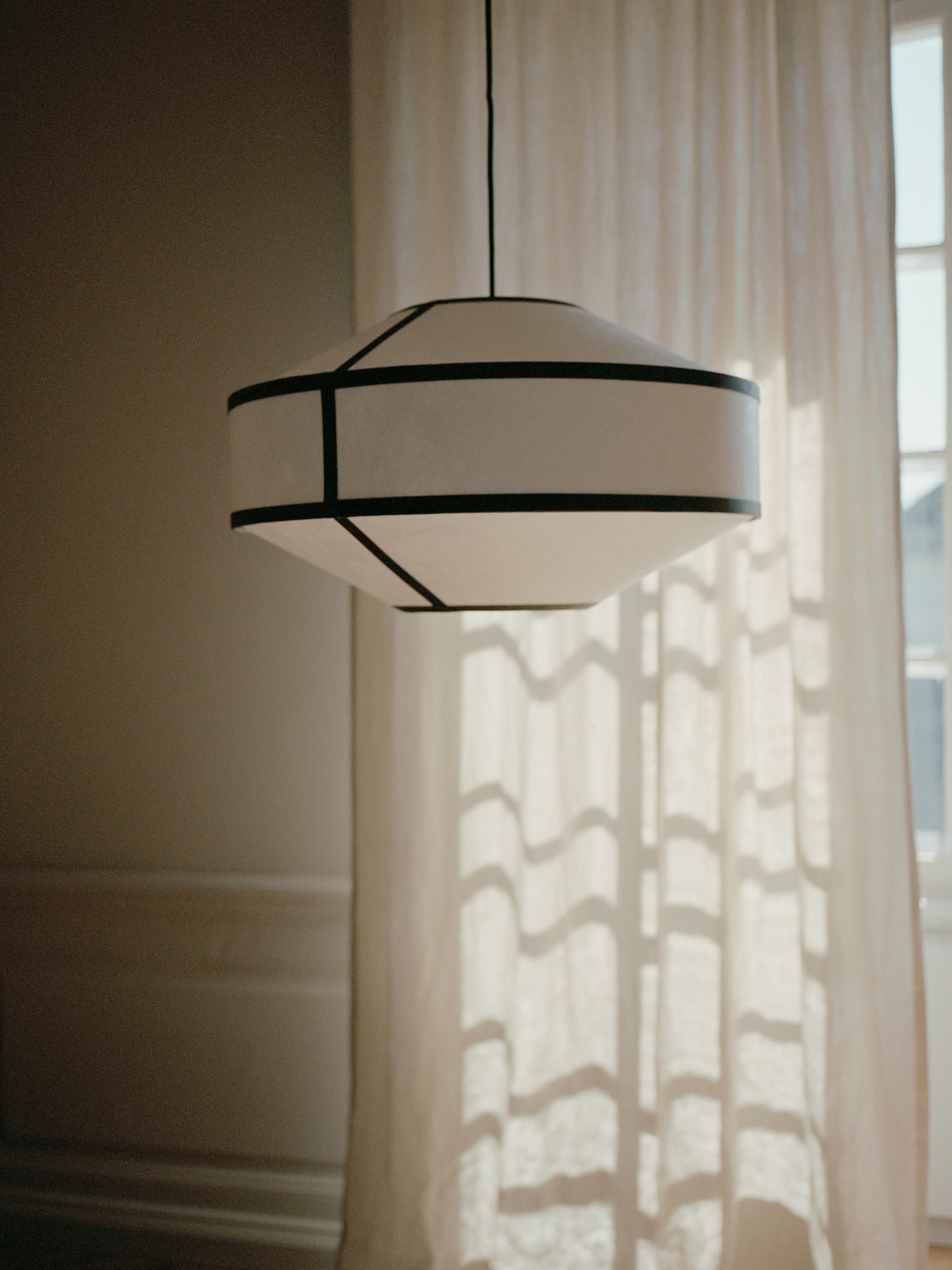 Suspension Torje - Blanc, noir