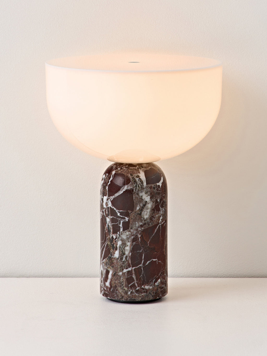 Petite lampe à poser nomade en marbre Gudvar, intensité ajustable - Blanc, marbre brun foncé