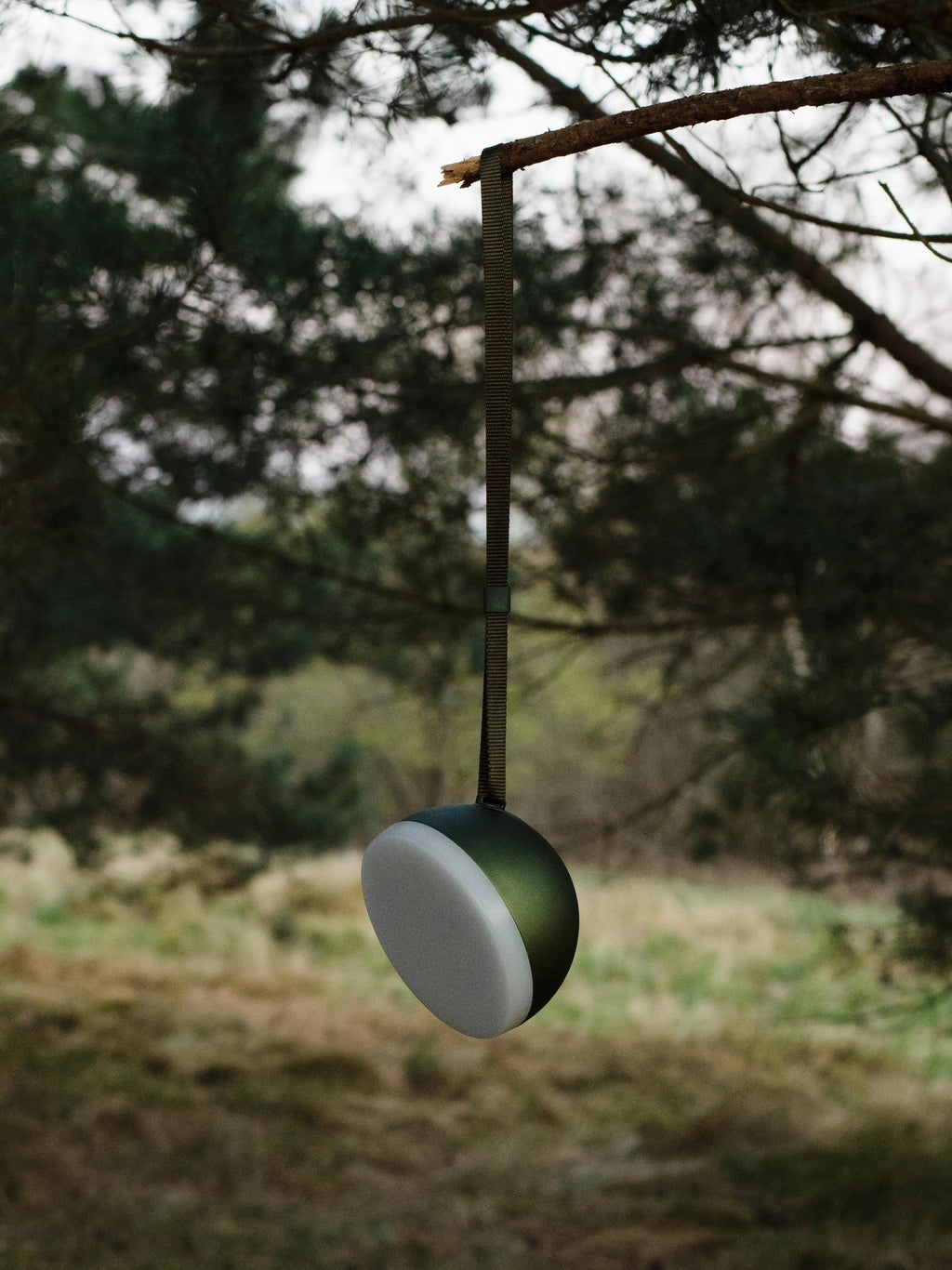 Lampe d'extérieur mobile August, intensité ajustable - Vert olive, blanc