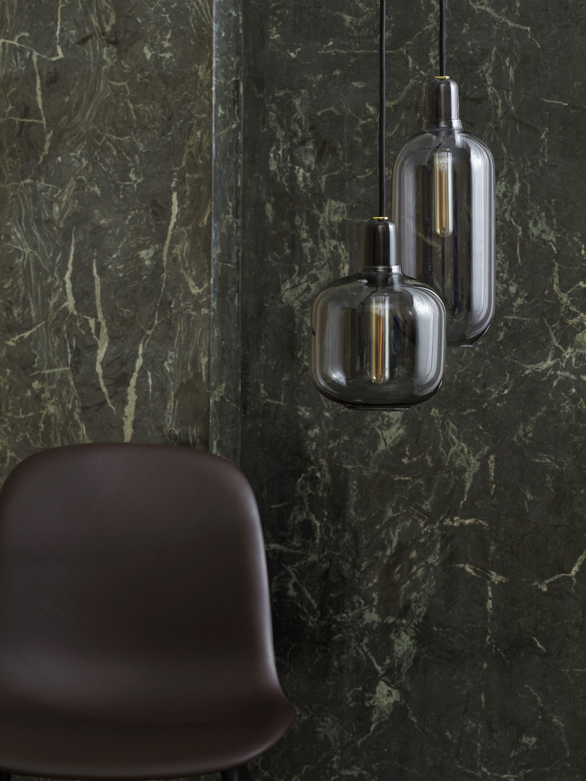 Petite suspension en marbre Halvdan - Gris, transparent, noir