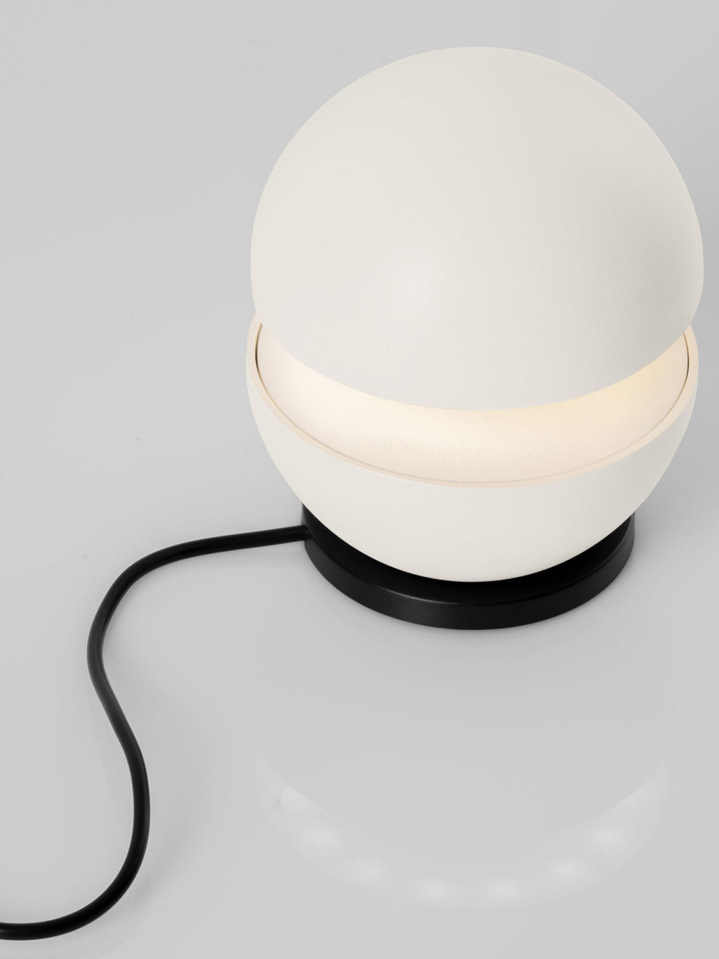 Petite lampe à poser LED Vaughan, intensité lumineuse variable - Blanc