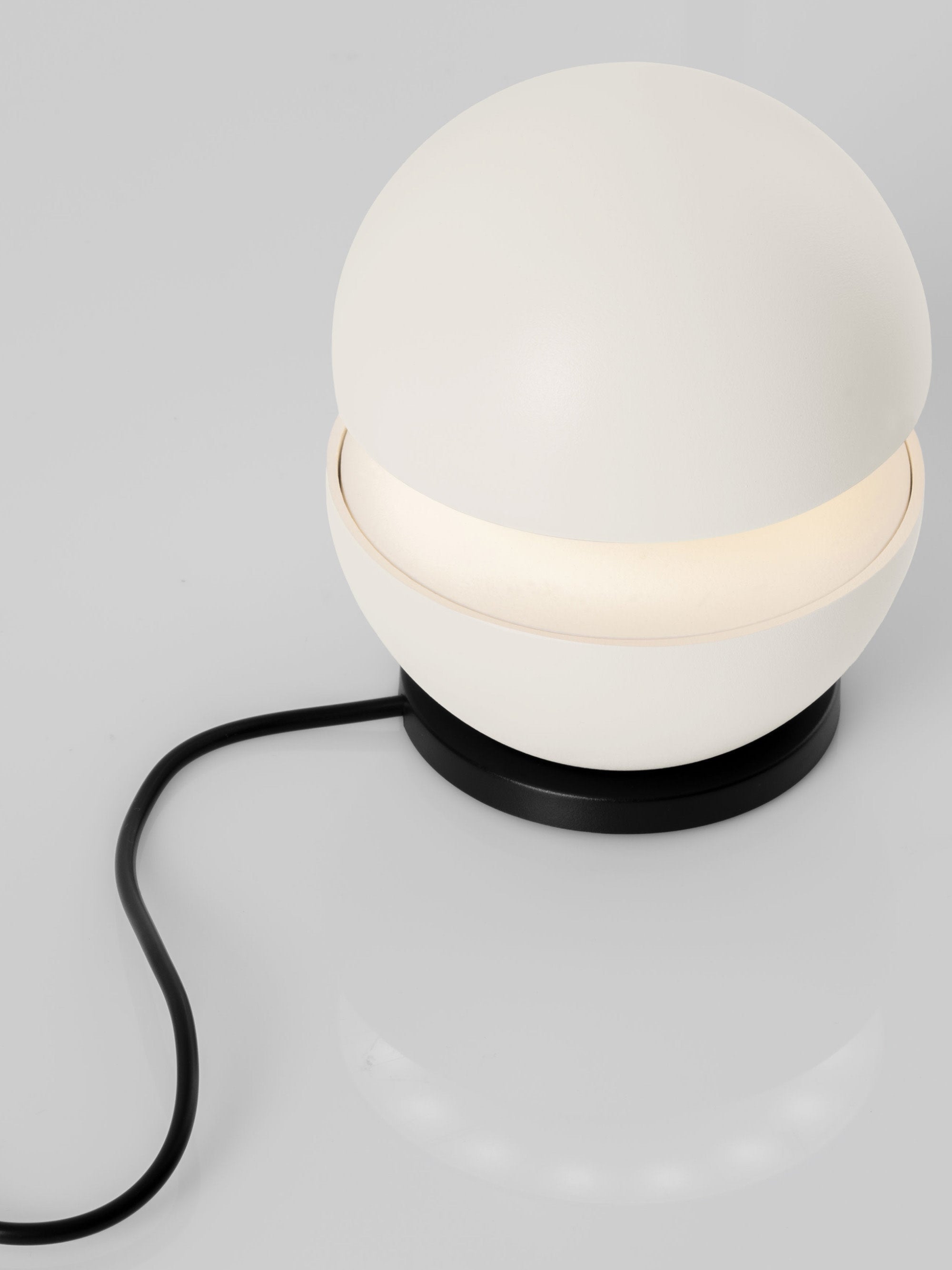 Petite lampe à poser LED Vaughan, intensité lumineuse variable - Blanc