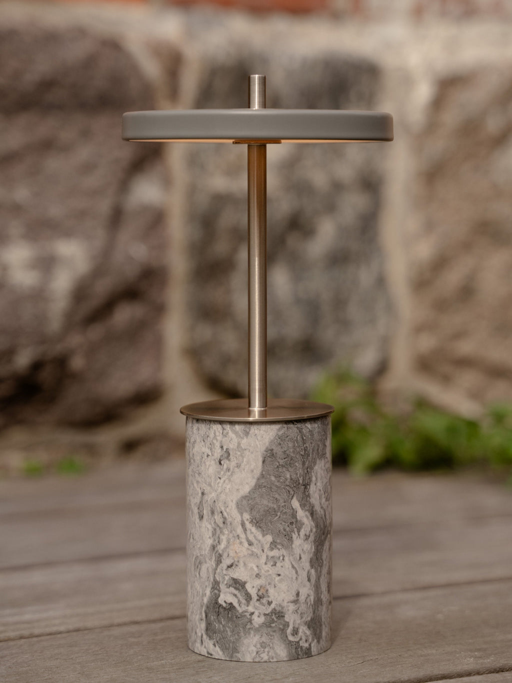 Lampe à poser portable Marc, intensité ajustable - Gris clair, marbré, argenté