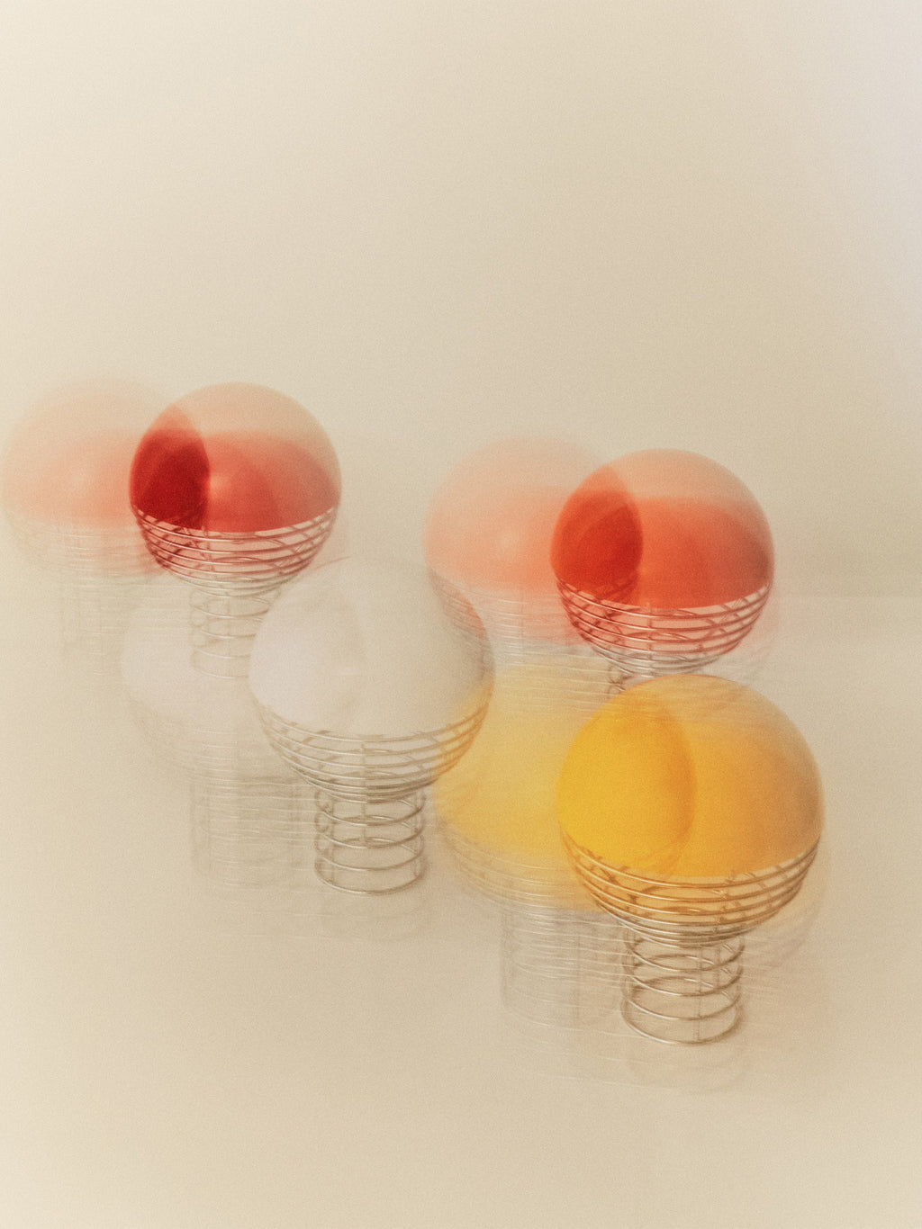 Petite lampe à poser LED à intensité variable Design Ras - Argenté, orange