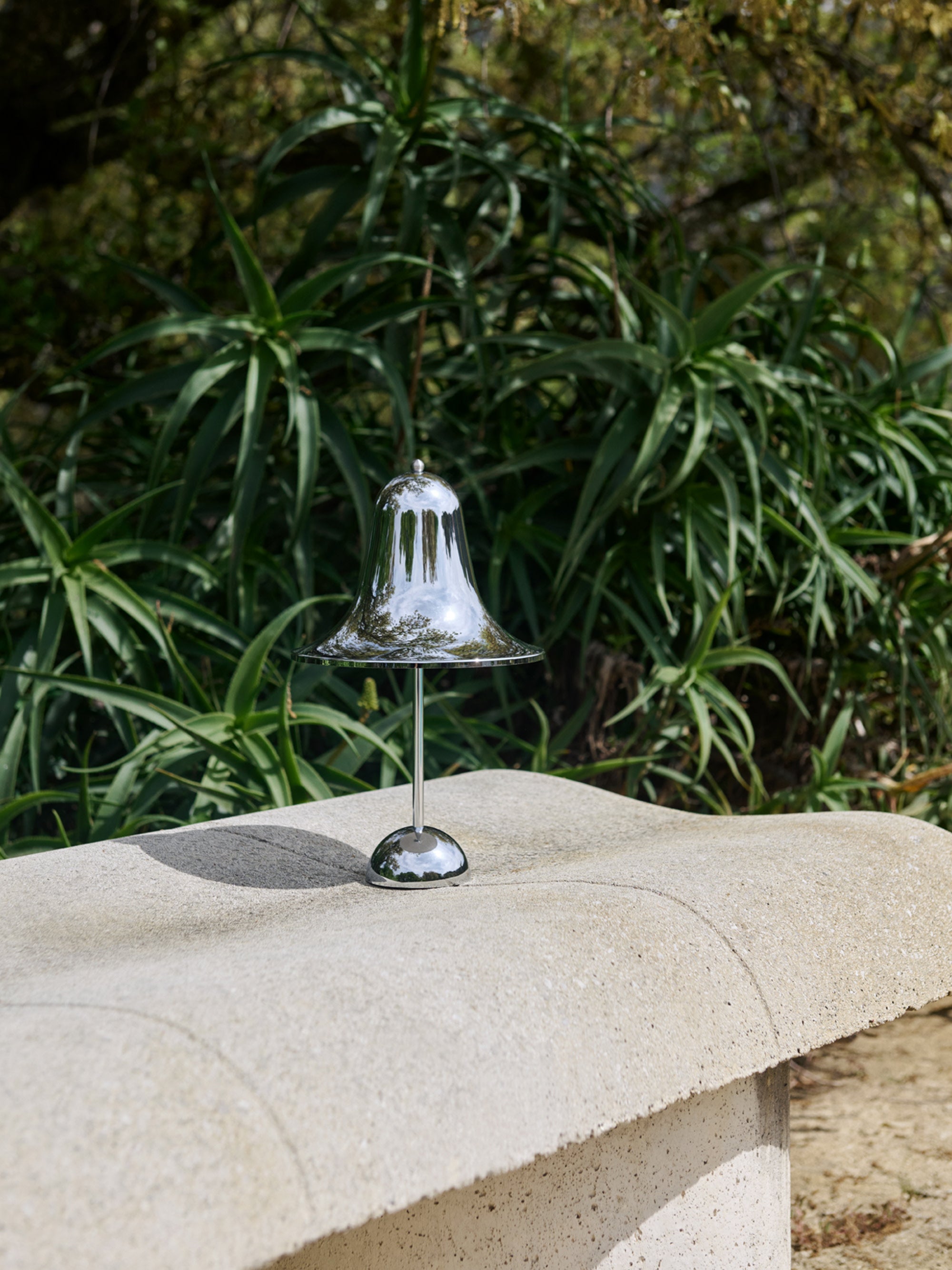 Petite lampe à poser LED Design Ras, intensité ajustable - Chrome, argenté