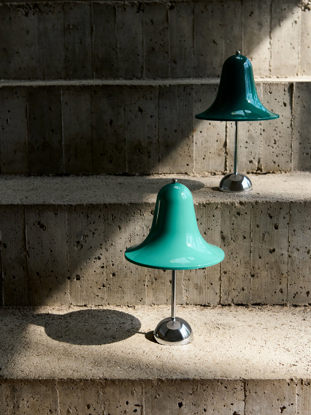 Petite lampe à poser LED Design Ras, intensité ajustable - Vert turquoise, argenté