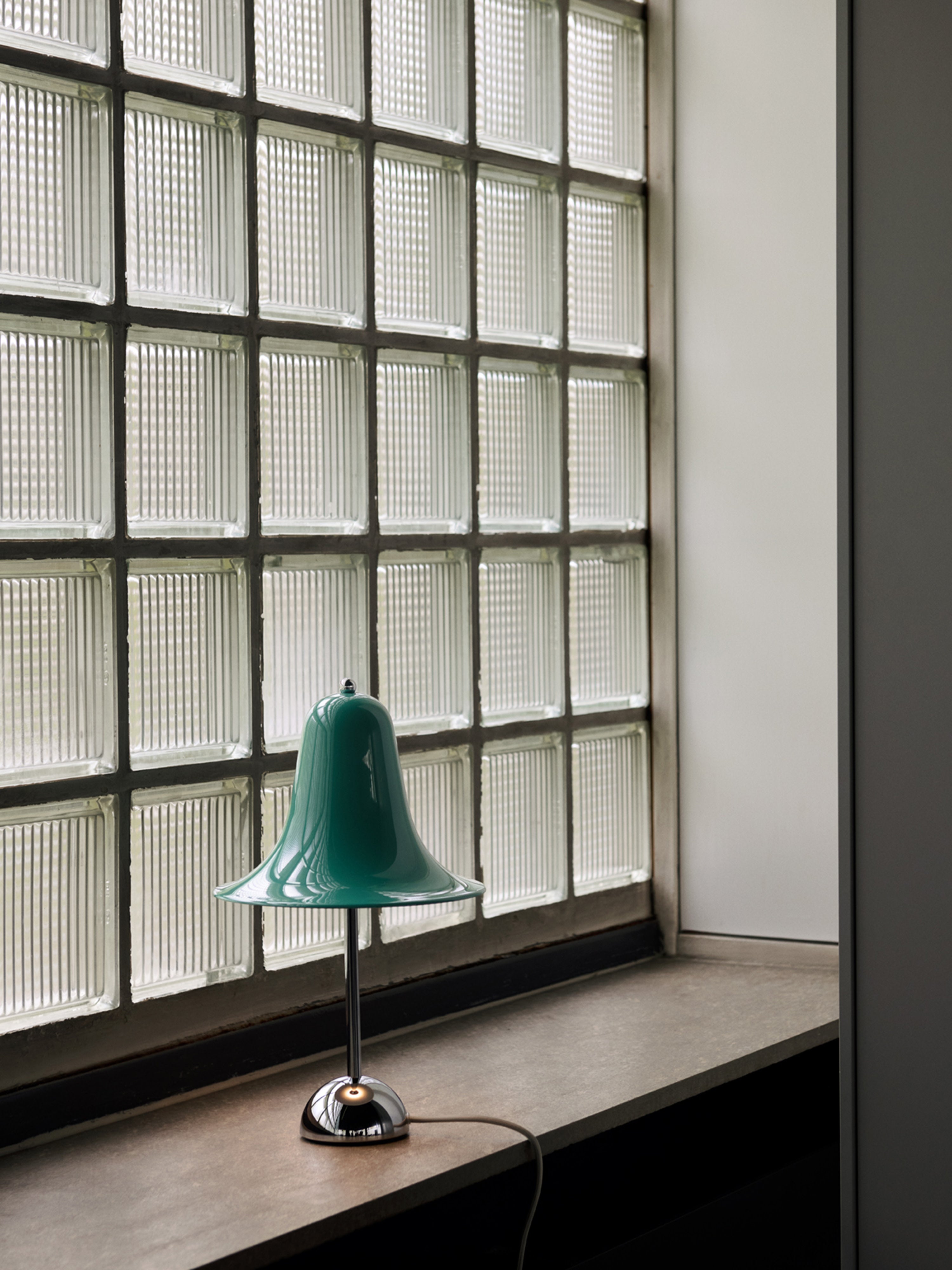 Petite lampe à poser Design Ras - Bleu pétrole, argenté