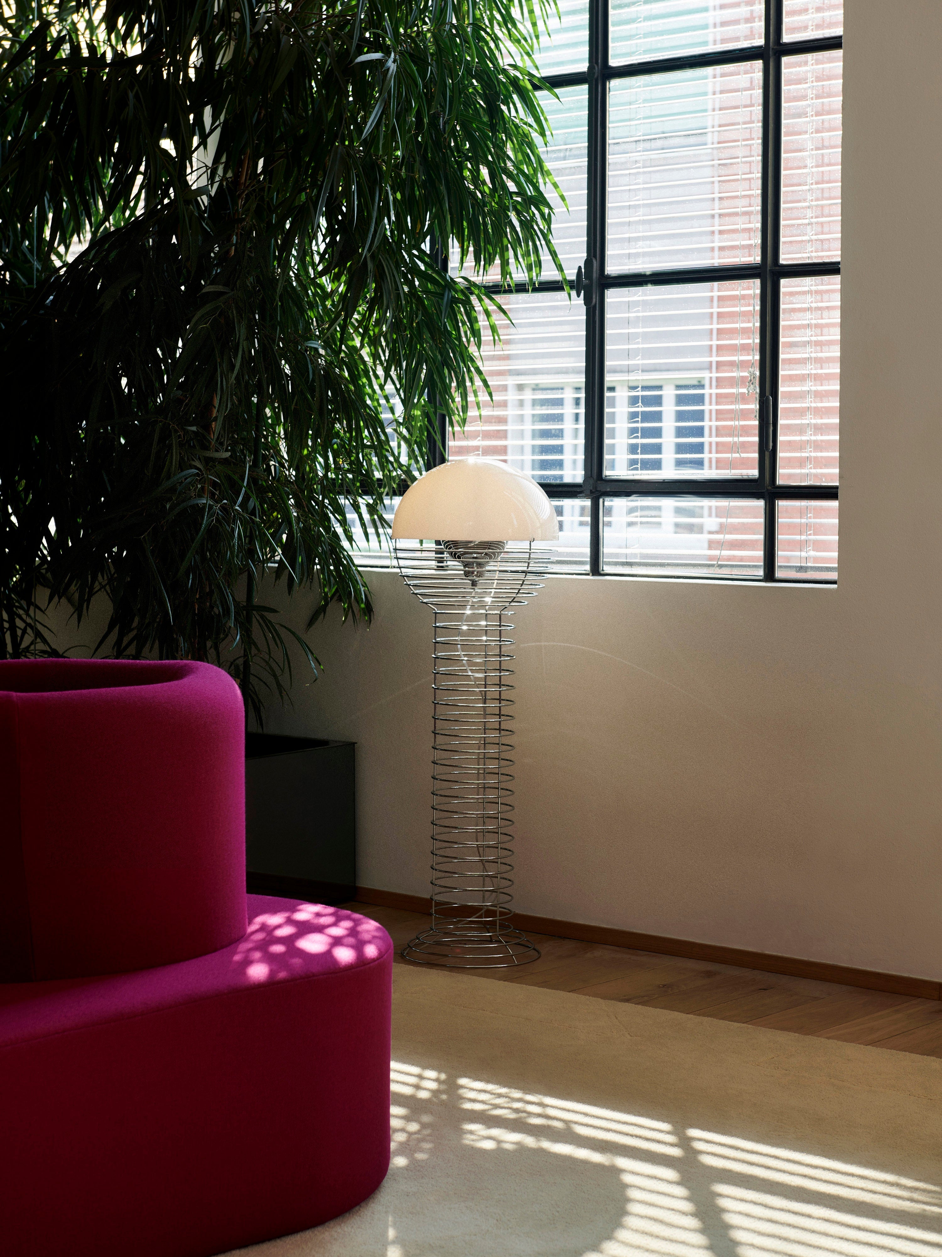 Lampadaire Wire Design Ras - Argenté, blanc