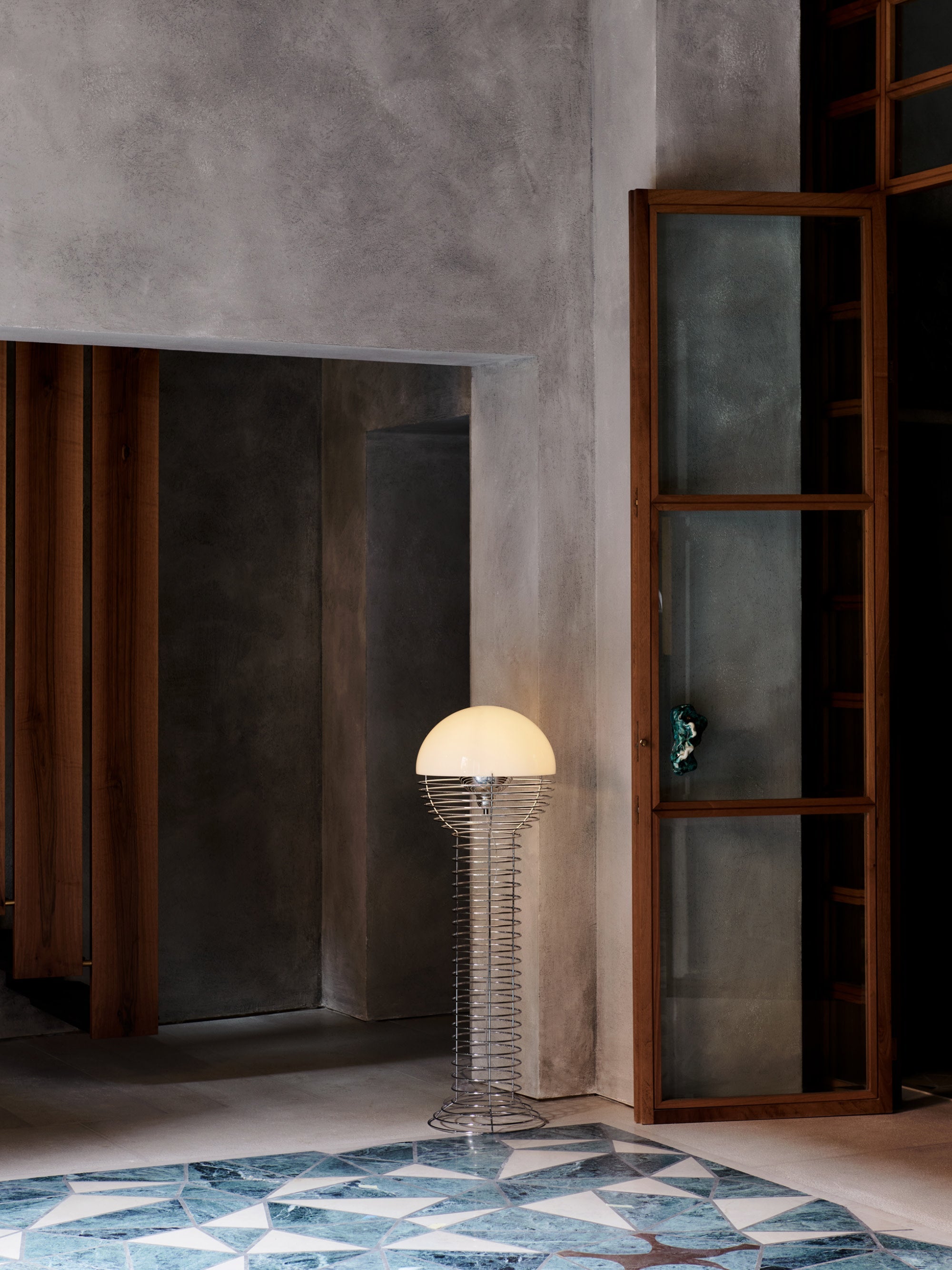 Lampadaire Wire Design Ras - Argenté, blanc