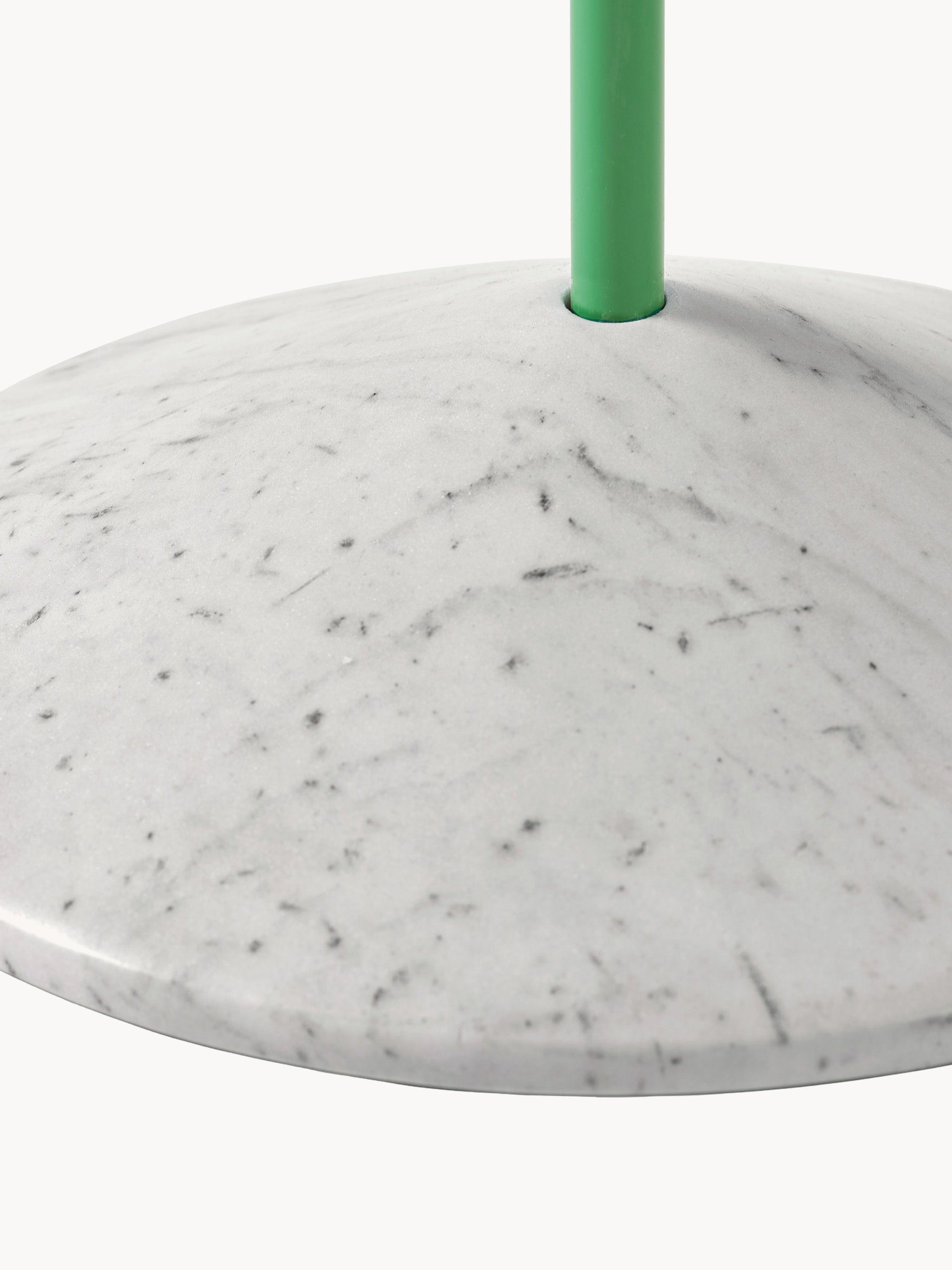 Lampadaire arc fait main avec pied en marbre Liekki - Blanc, vert, gris clair, marbré