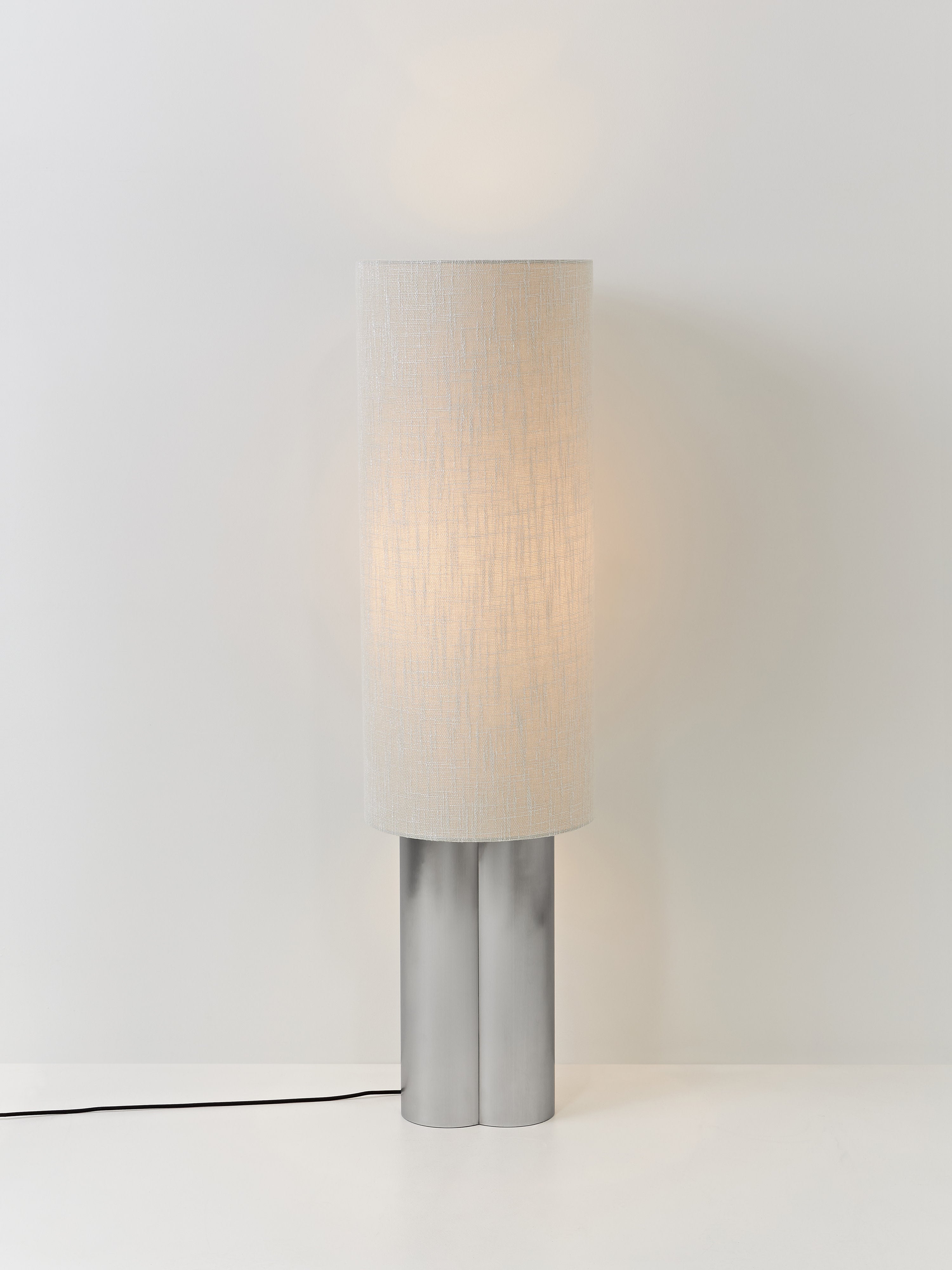 Petit lampadaire Asmund - Blanc cassé, argenté