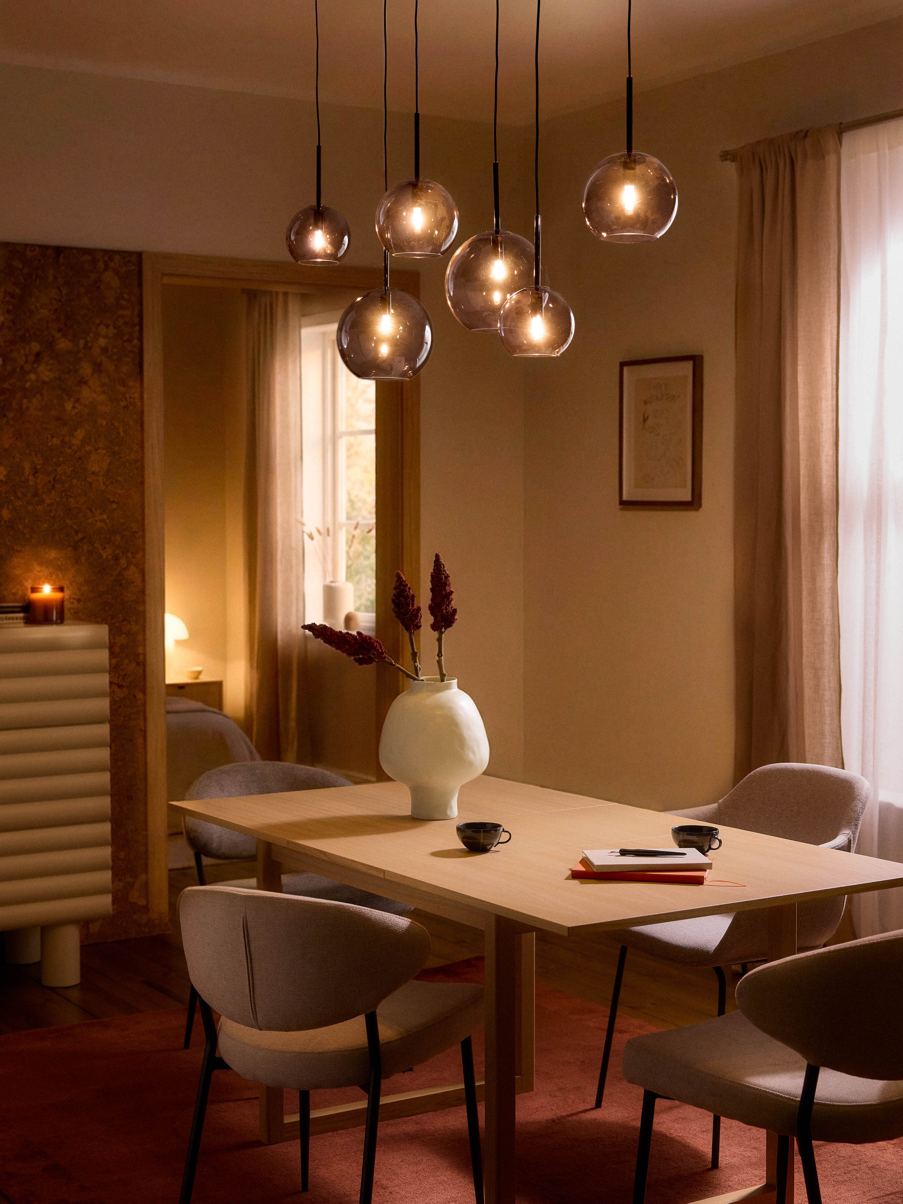 Grande suspension boule en verre Kjel - Gris, transparent