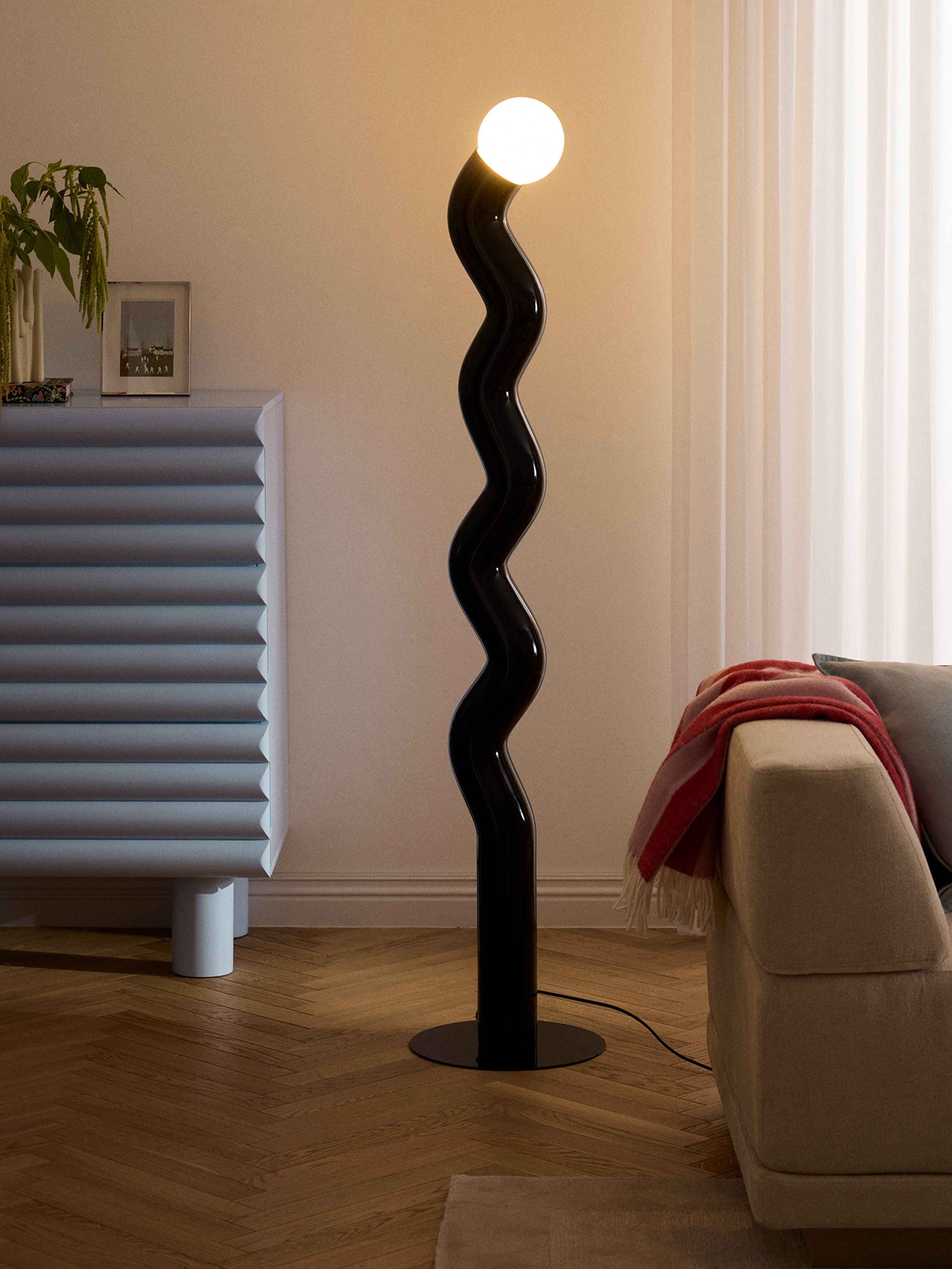 Grand lampadaire Moor - Noir