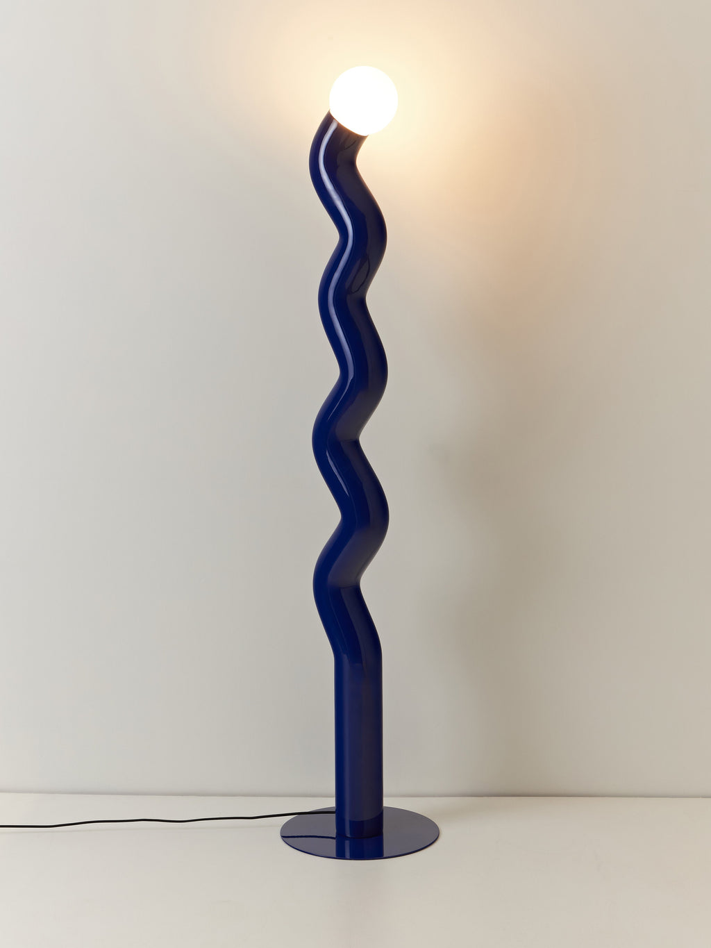 Grand lampadaire Moor - Bleu marine
