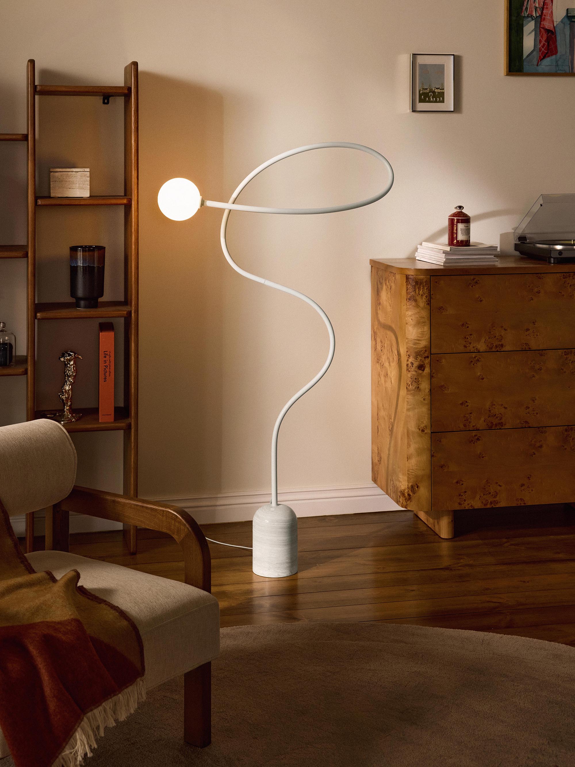 Lampadaire avec pied en marbre Akseli - Beige, marbre