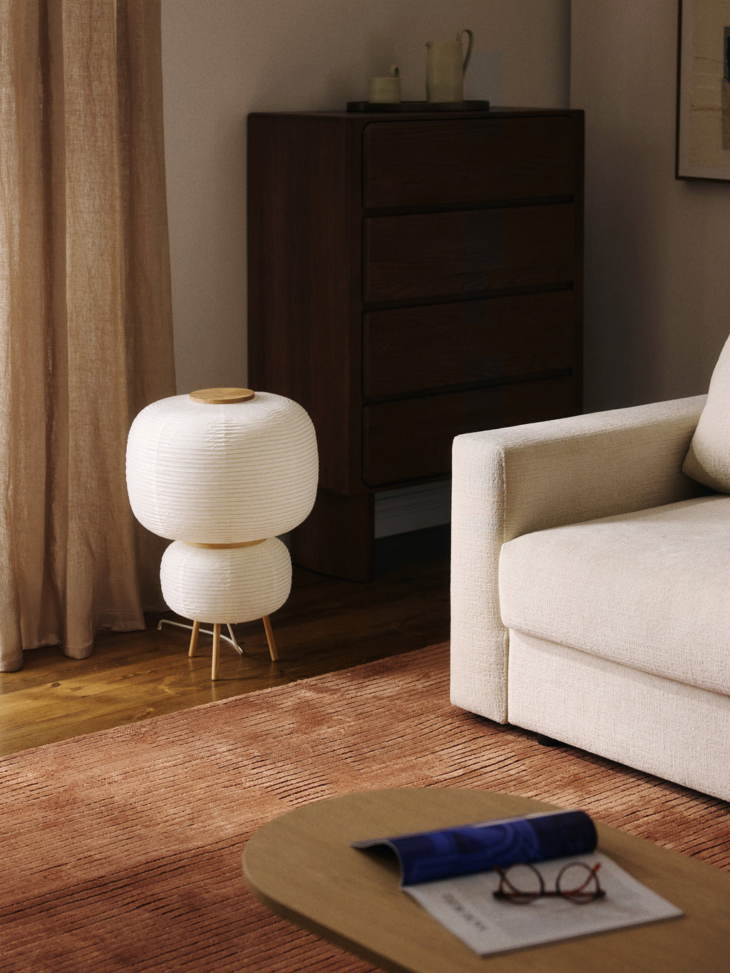 Lampadaire design en papier de riz Plato - Blanc, bois de frêne