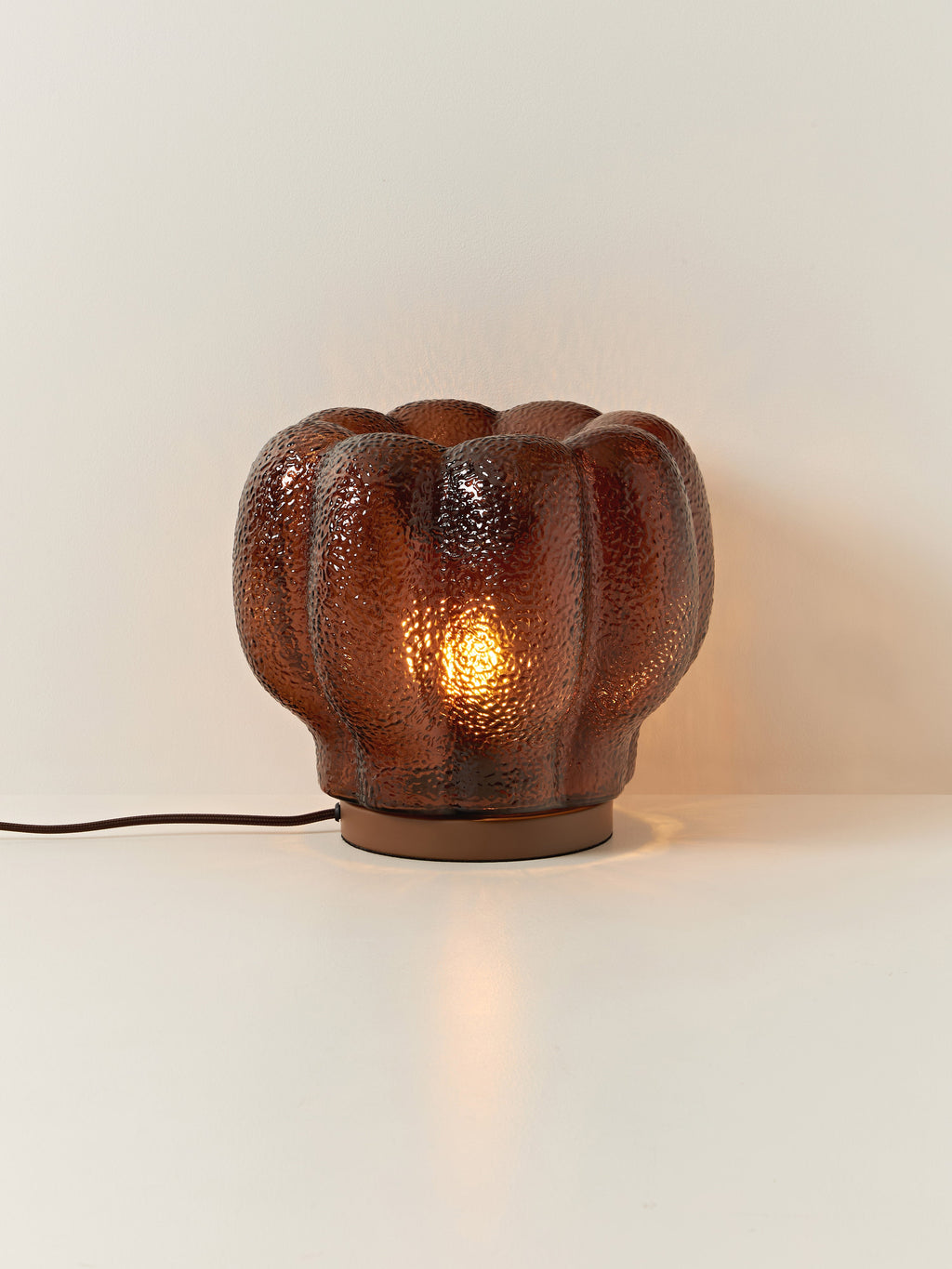 Petite lampe à poser en verre Nor - Marron