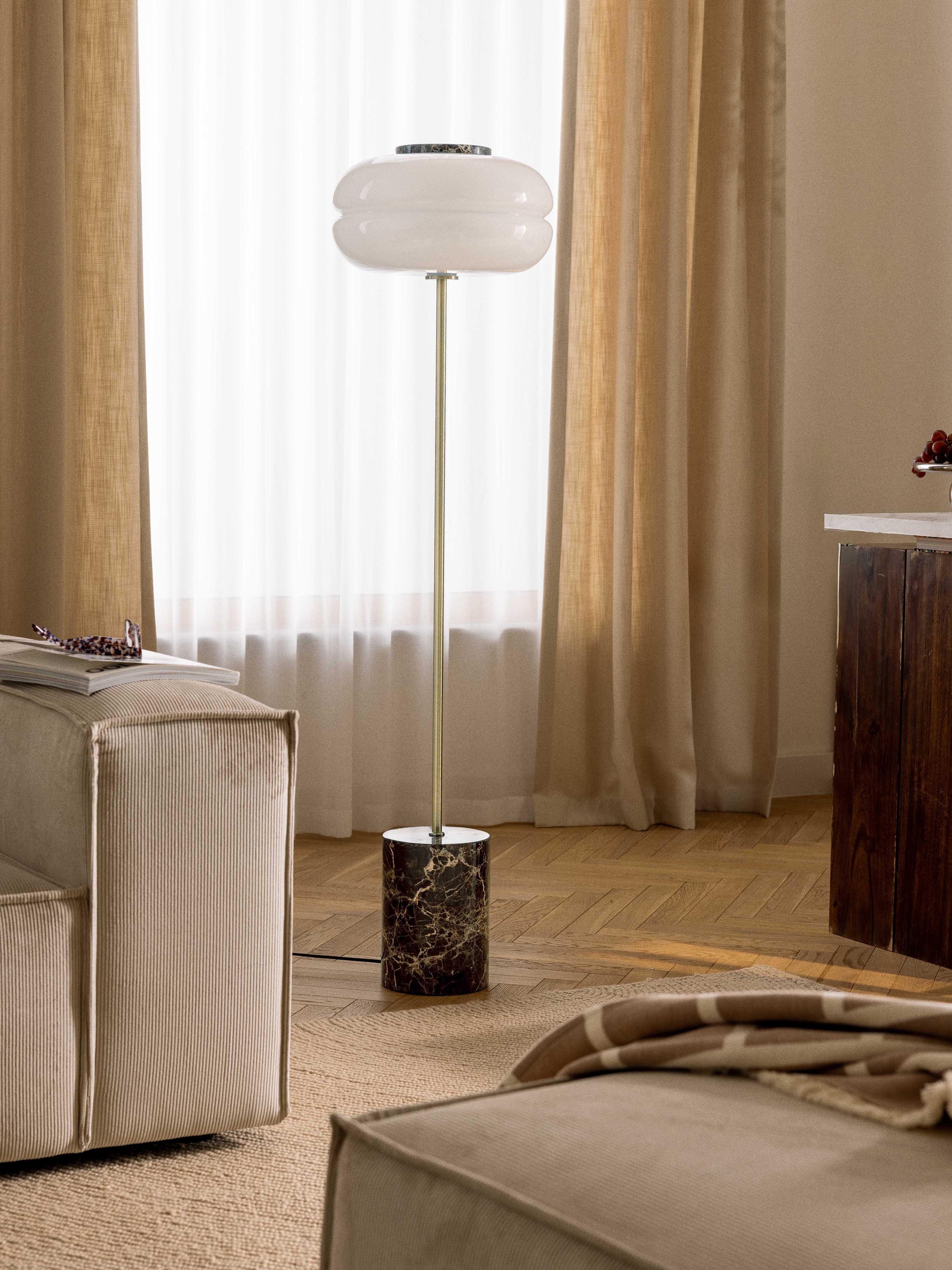 Lampadaire avec pied en marbre Oly - Marbre brun, blanc