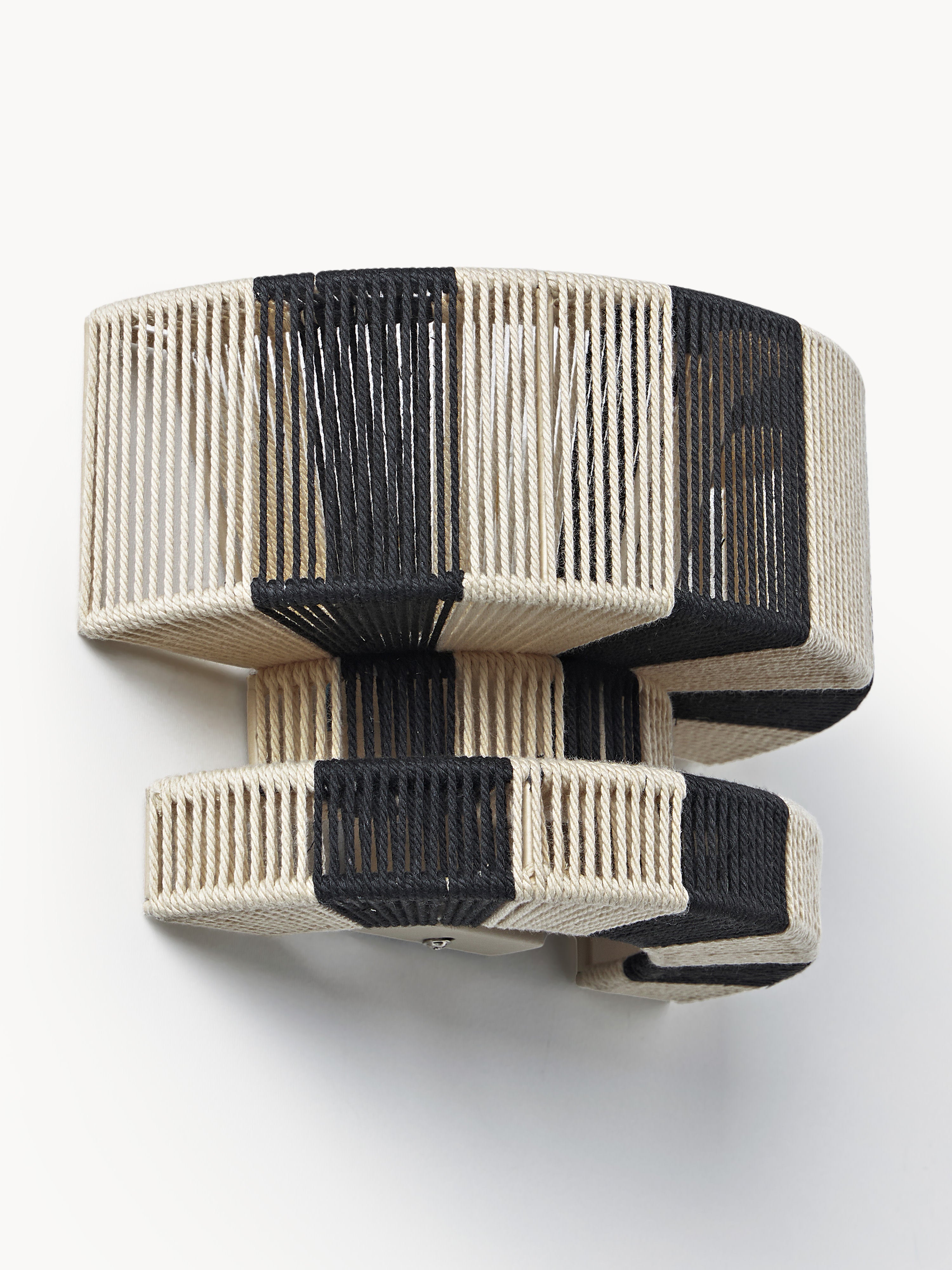 Grande applique murale en fils de lin Matias - Beige clair, noir