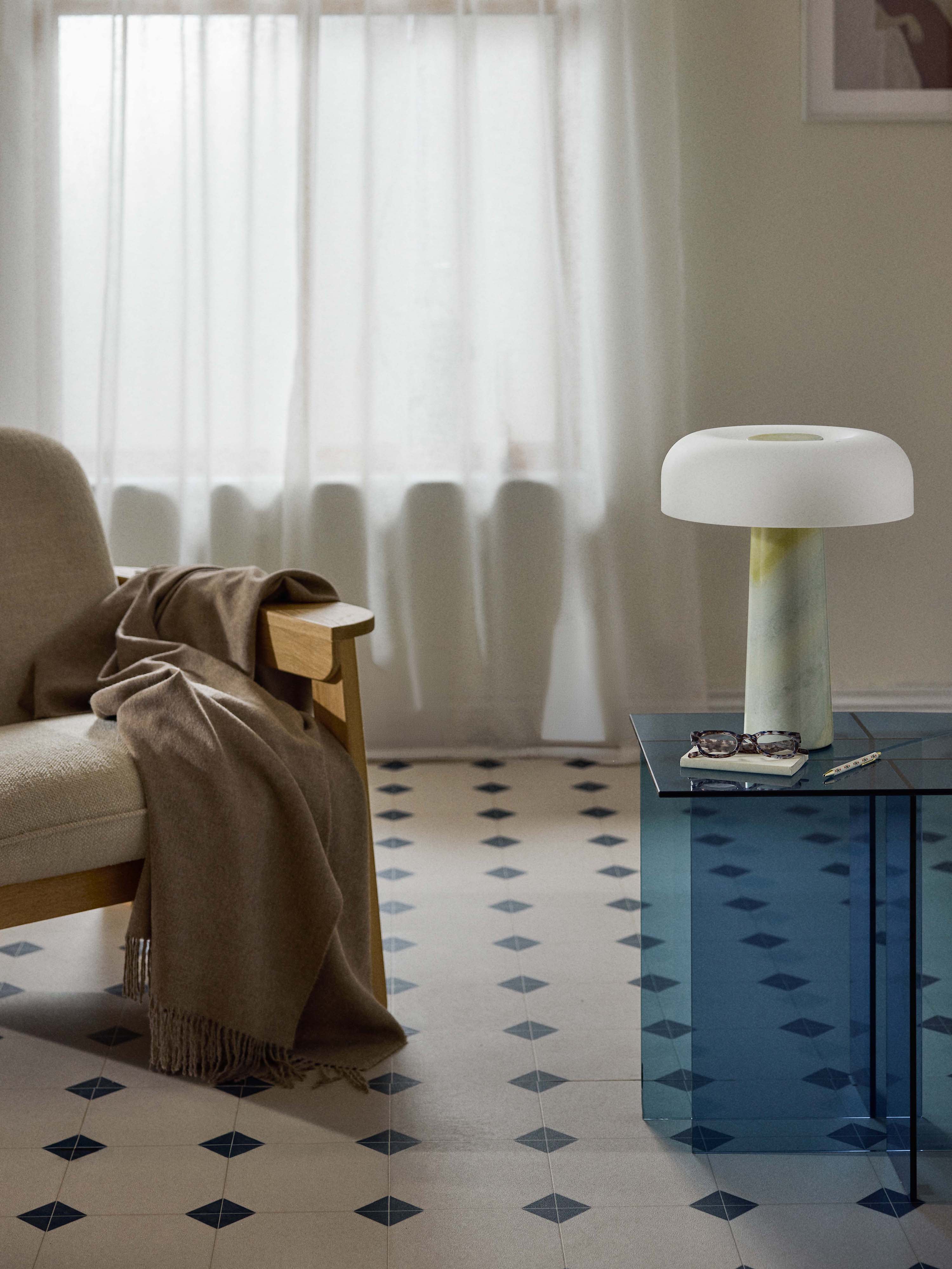 Lampe à poser avec pied en marbre Quinn - Marbre blanc, tons verts