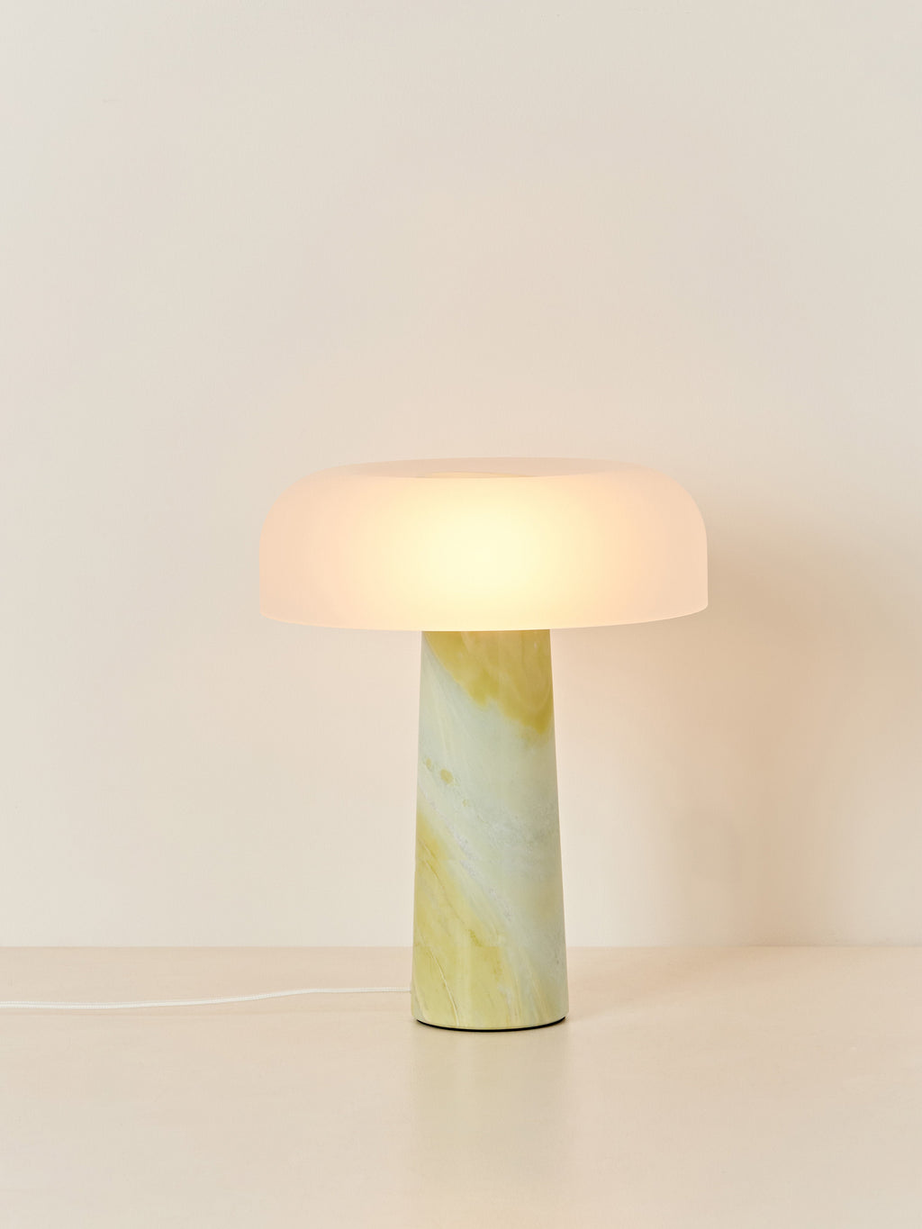 Lampe à poser avec pied en marbre Quinn - Marbre blanc, tons verts