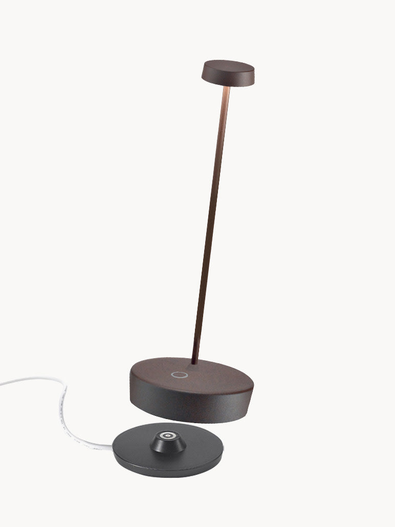 Petite lampe à poser LED mobile Oluf, intensité ajustable - Brun foncé, mat