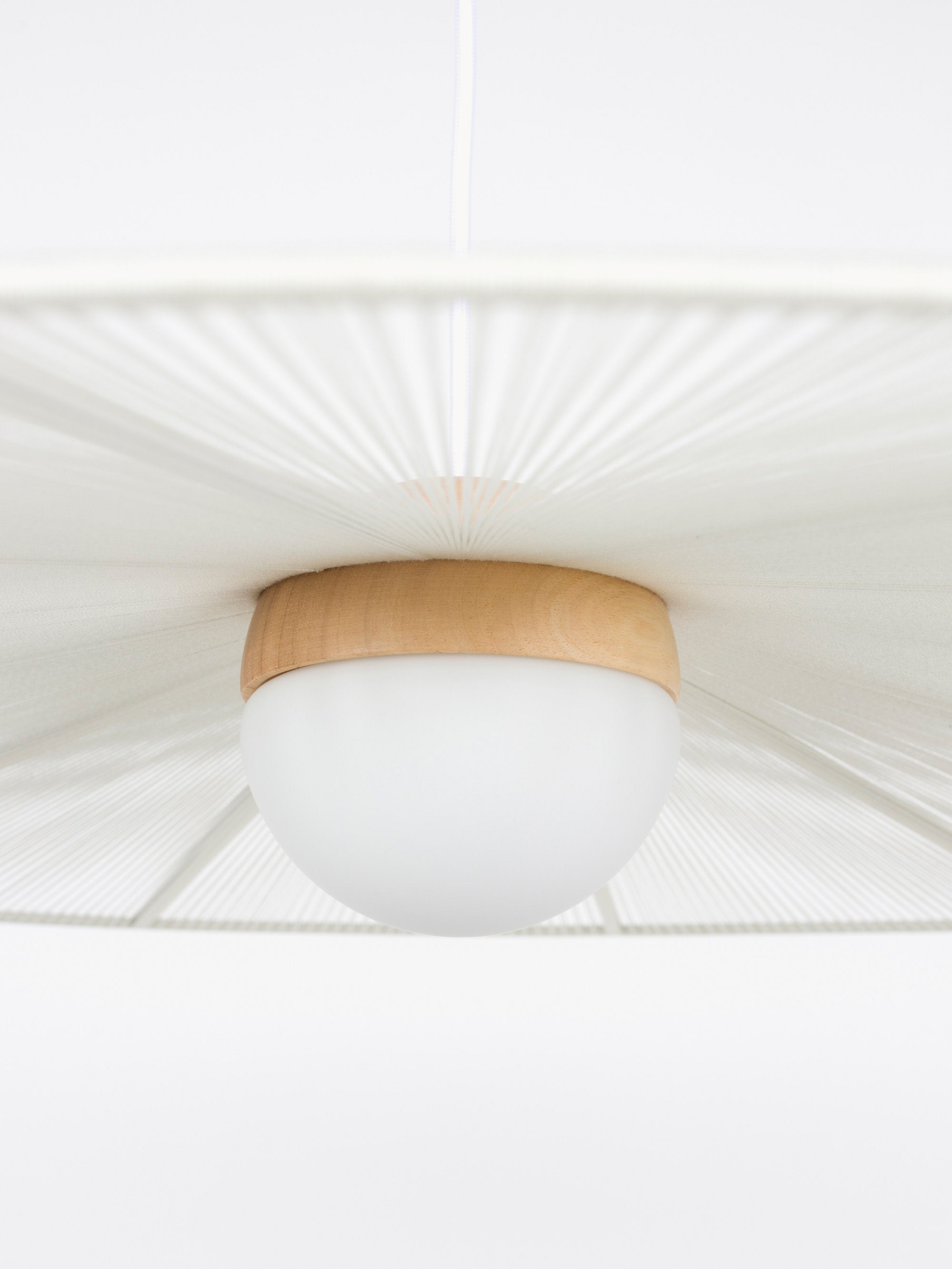 Grande suspension Sal, Ø 80 cm - Blanc cassé, beige