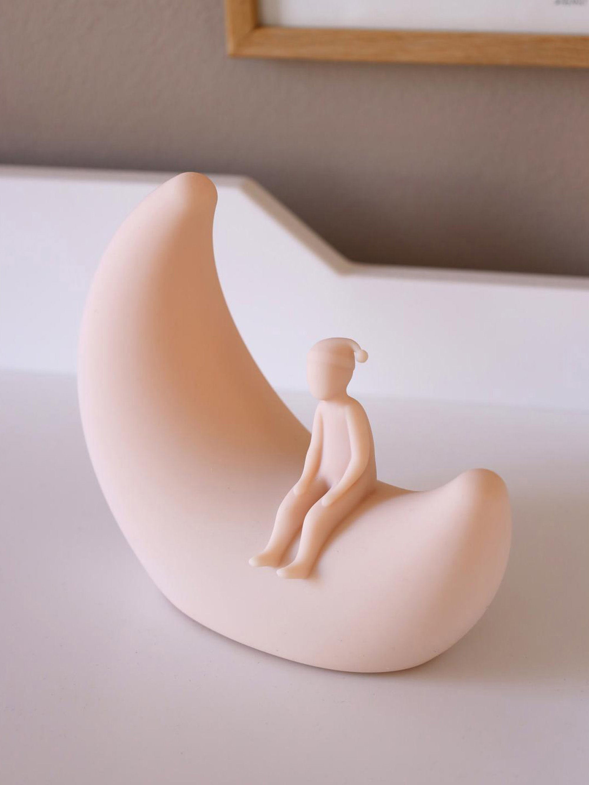 Petite lampe LED mobile avec changement de couleur Aghi - Pêche