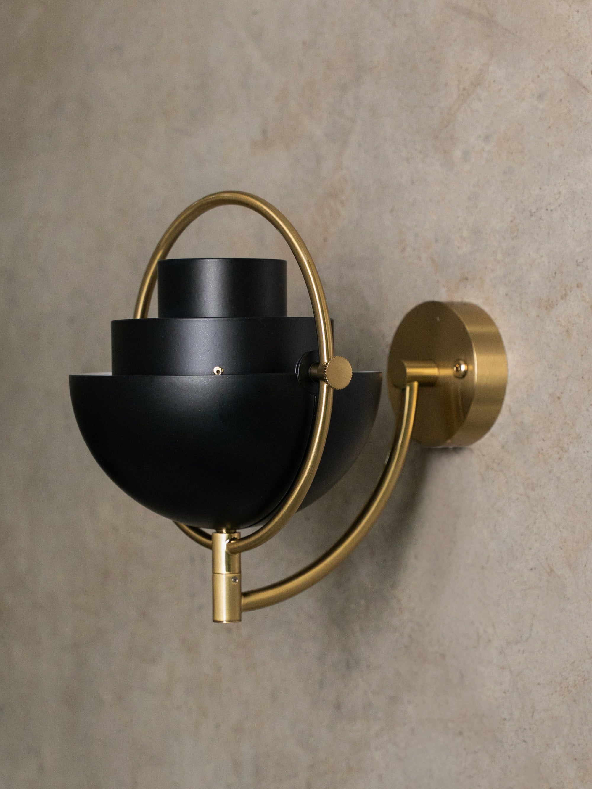 Applique murale à brancher Egil - Noir, laiton