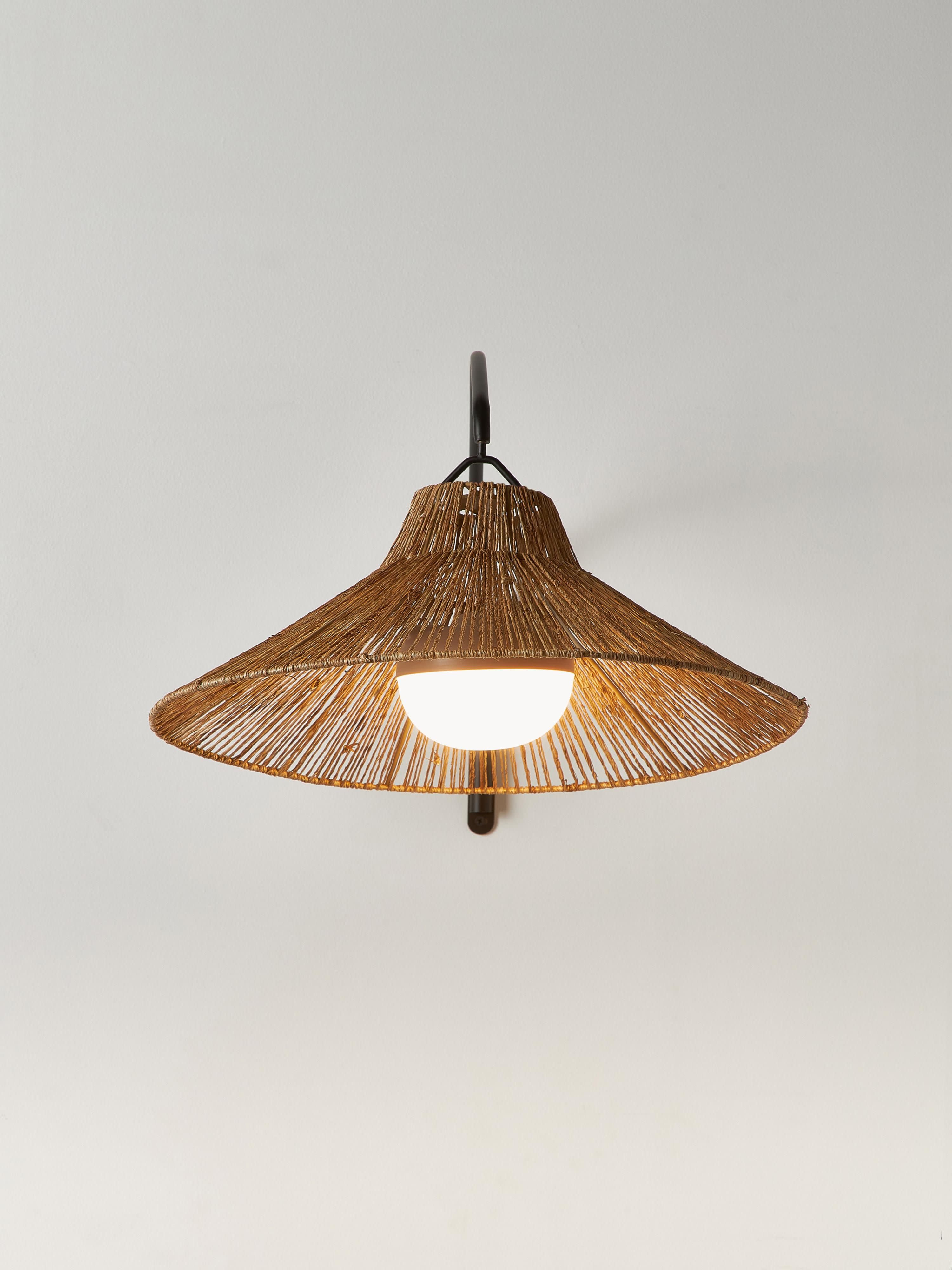 Lampadaire LED artisanale avec télécommande Archie, intensité ajustable - Brun, noir