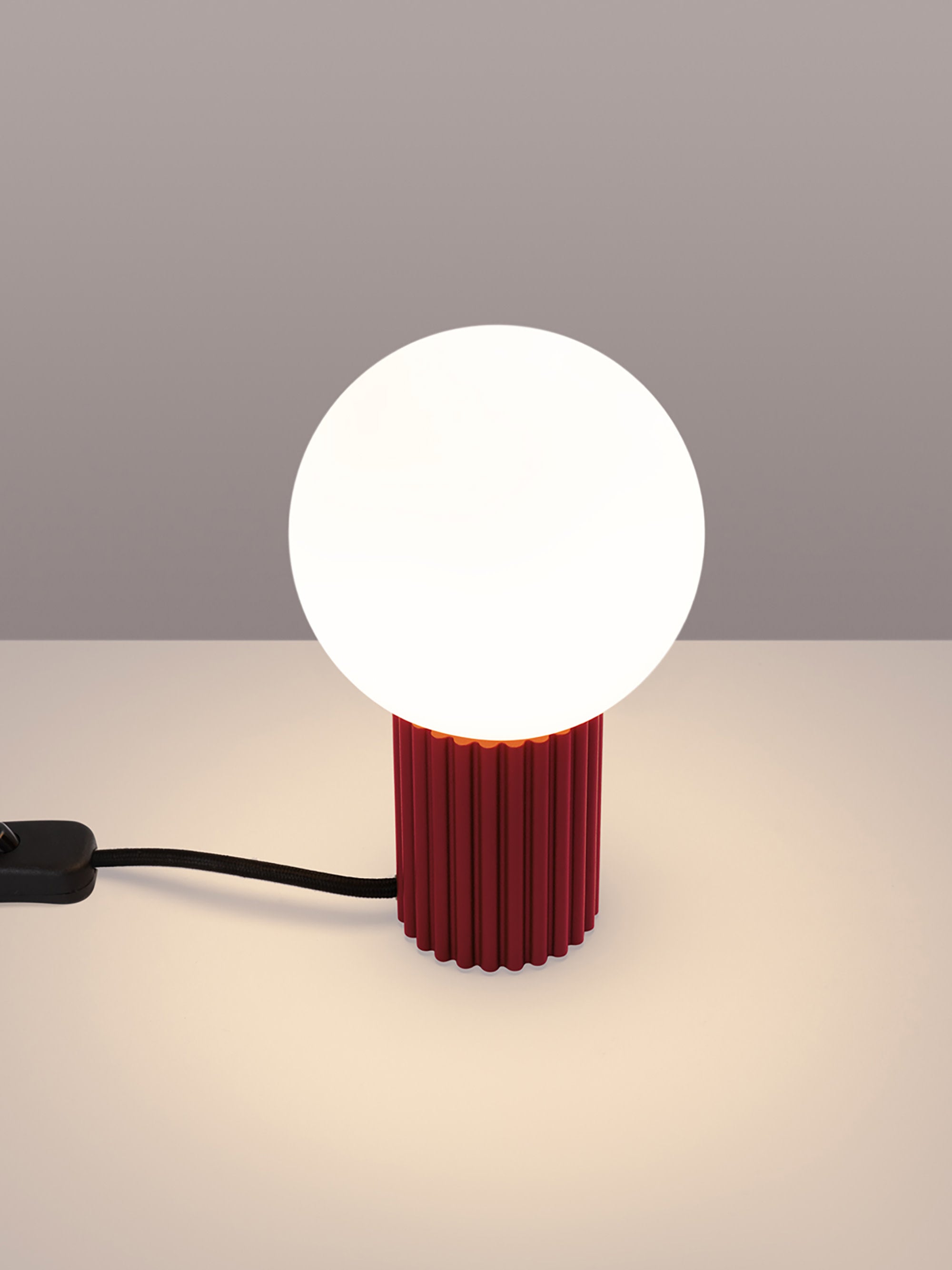 Petite lampe à poser Draco - Lie de vin